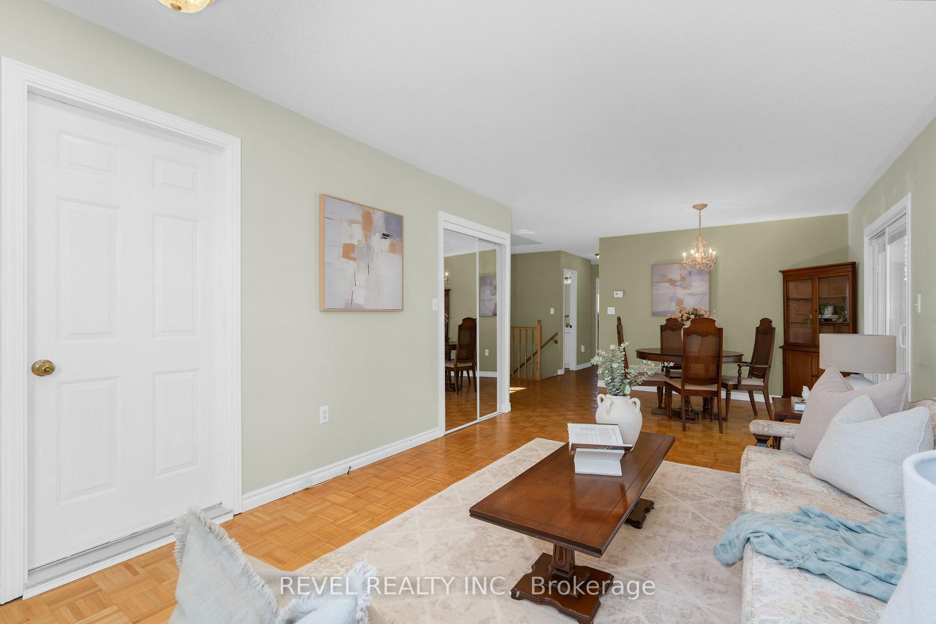 Photo 6 of 290 Cundles Road W, Barrie, Northwest — HOMEH