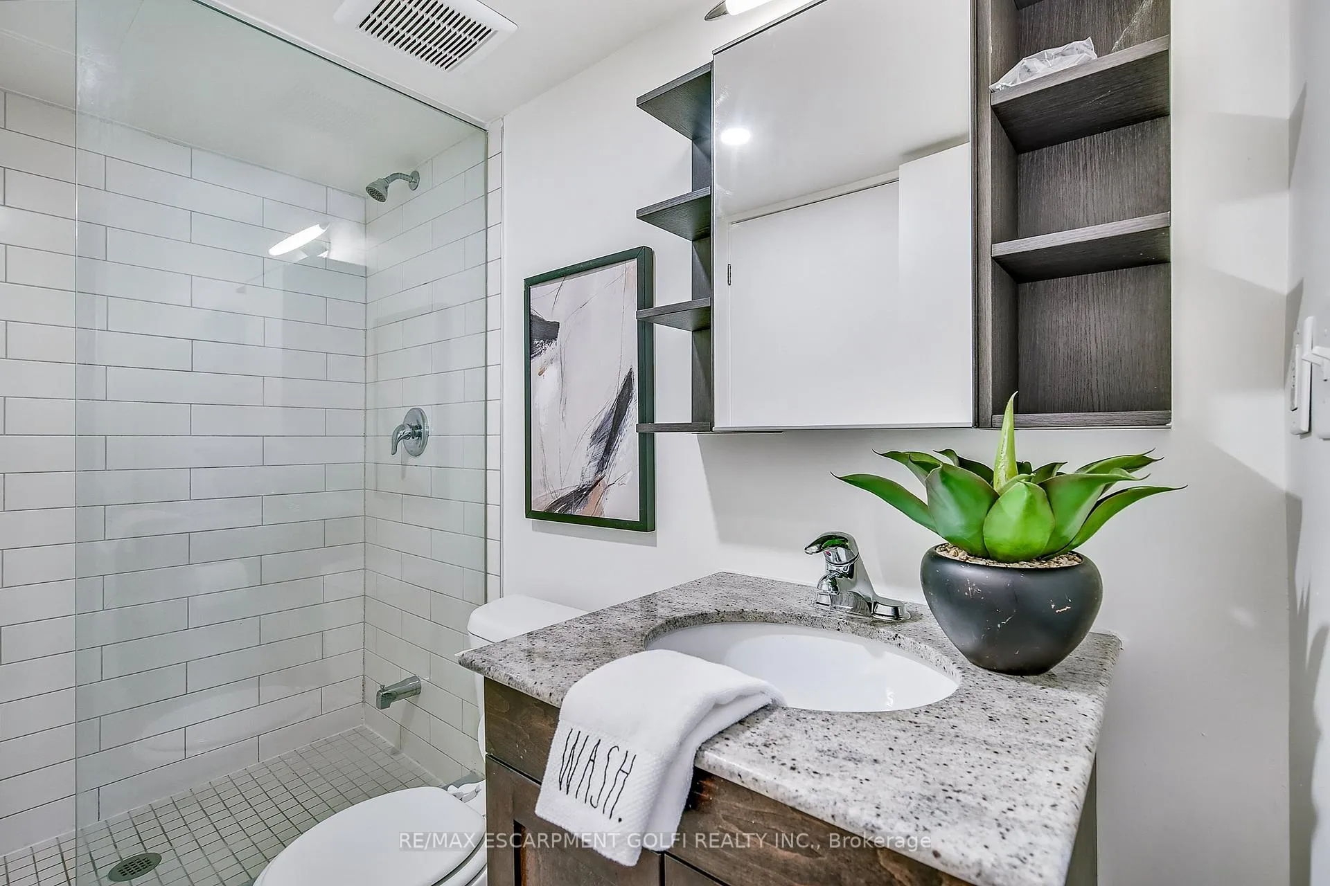 Photo 16 of Unit 101, 200 Stinson Street, Hamilton, Stinson — HOMEH