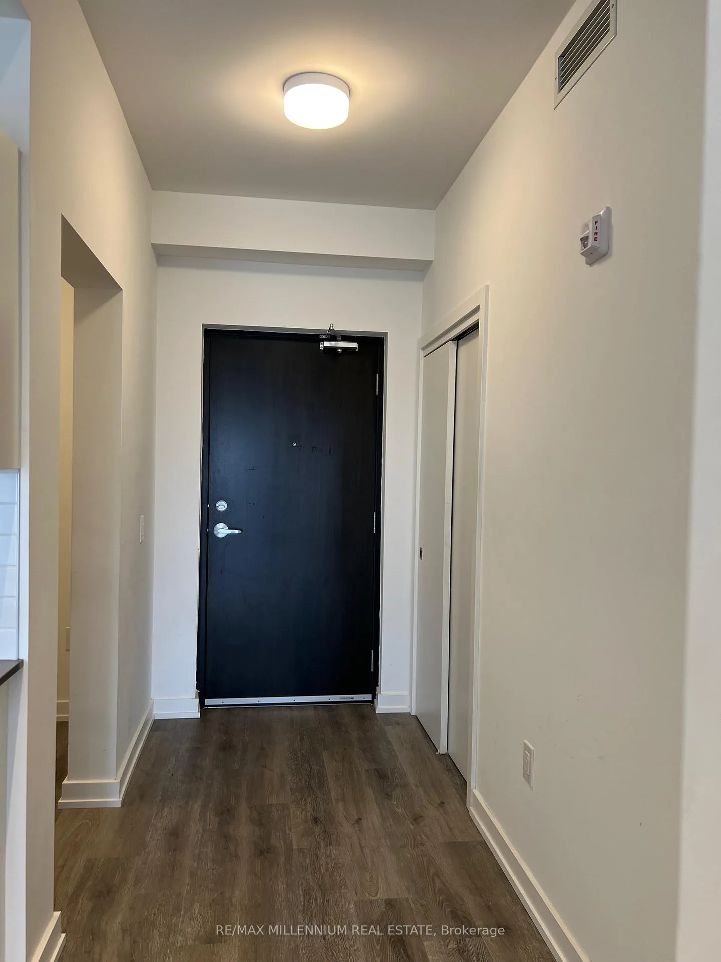Photo 2 of Unit 414, 430 Essa Road, Barrie, Holly — HOMEH