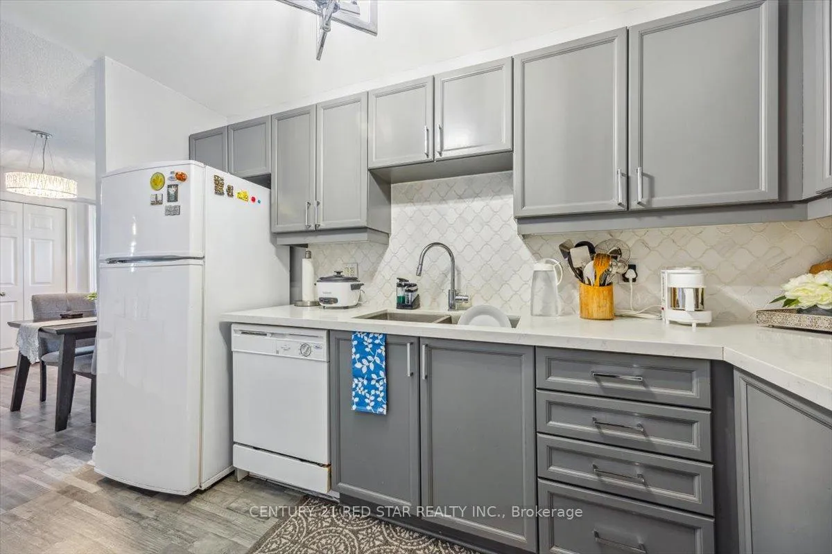 Photo 5 of Unit 310, 500 Mapleview Drive W, Barrie, Holly — HOMEH