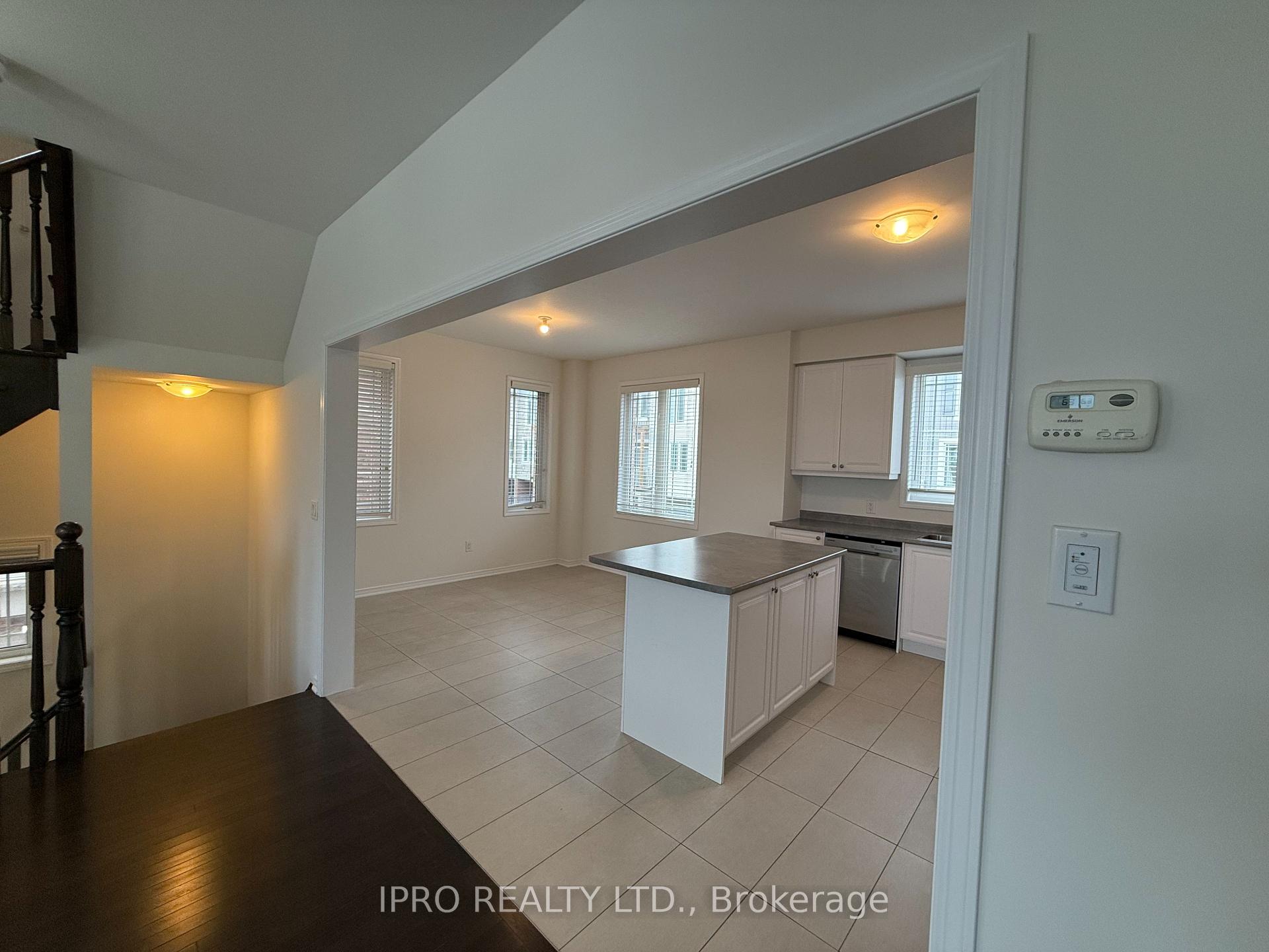 Photo 6 of 414 Dougall Avenue, Caledon, Rural Caledon — HOMEH