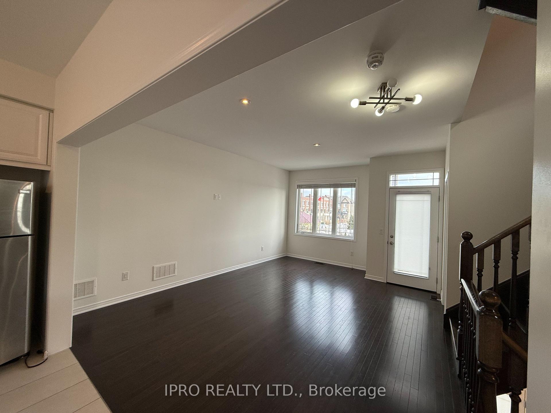 Photo 9 of 414 Dougall Avenue, Caledon, Rural Caledon — HOMEH