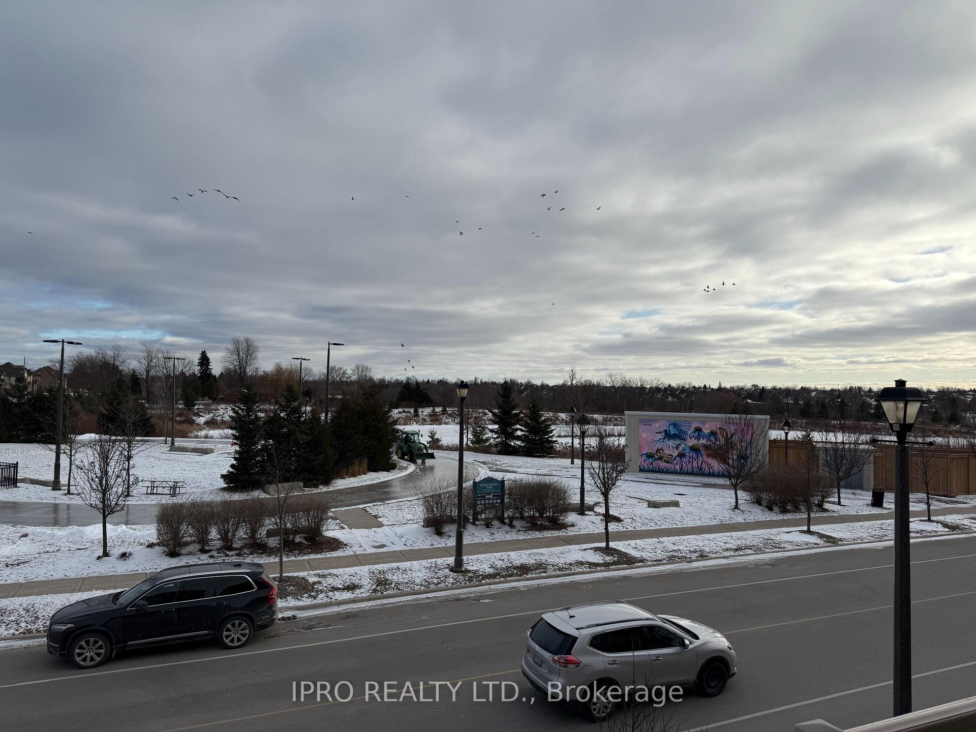 Photo 11 of 414 Dougall Avenue, Caledon, Rural Caledon — HOMEH