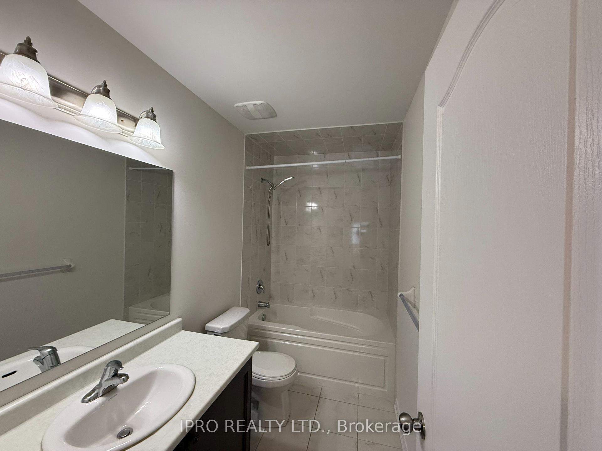 Photo 13 of 414 Dougall Avenue, Caledon, Rural Caledon — HOMEH