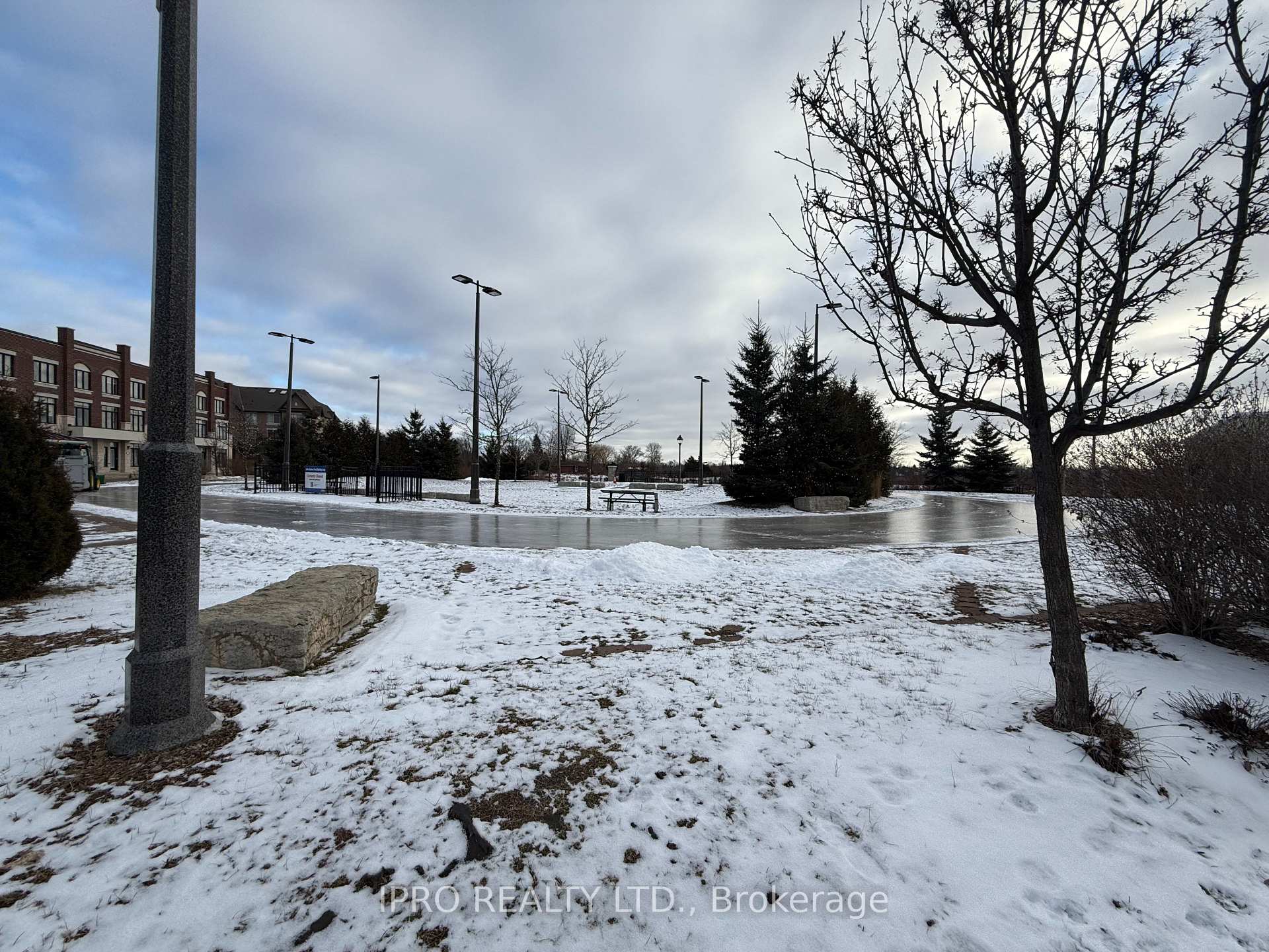 Photo 15 of 414 Dougall Avenue, Caledon, Rural Caledon — HOMEH