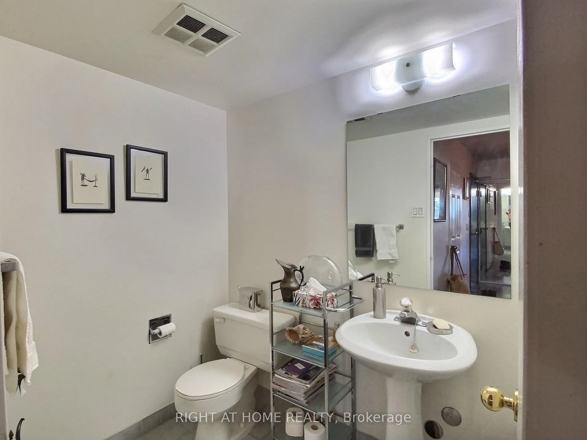 Photo 11 of Unit 314, 7905 Bayview Avenue, Markham, Bayview Glen — HOMEH