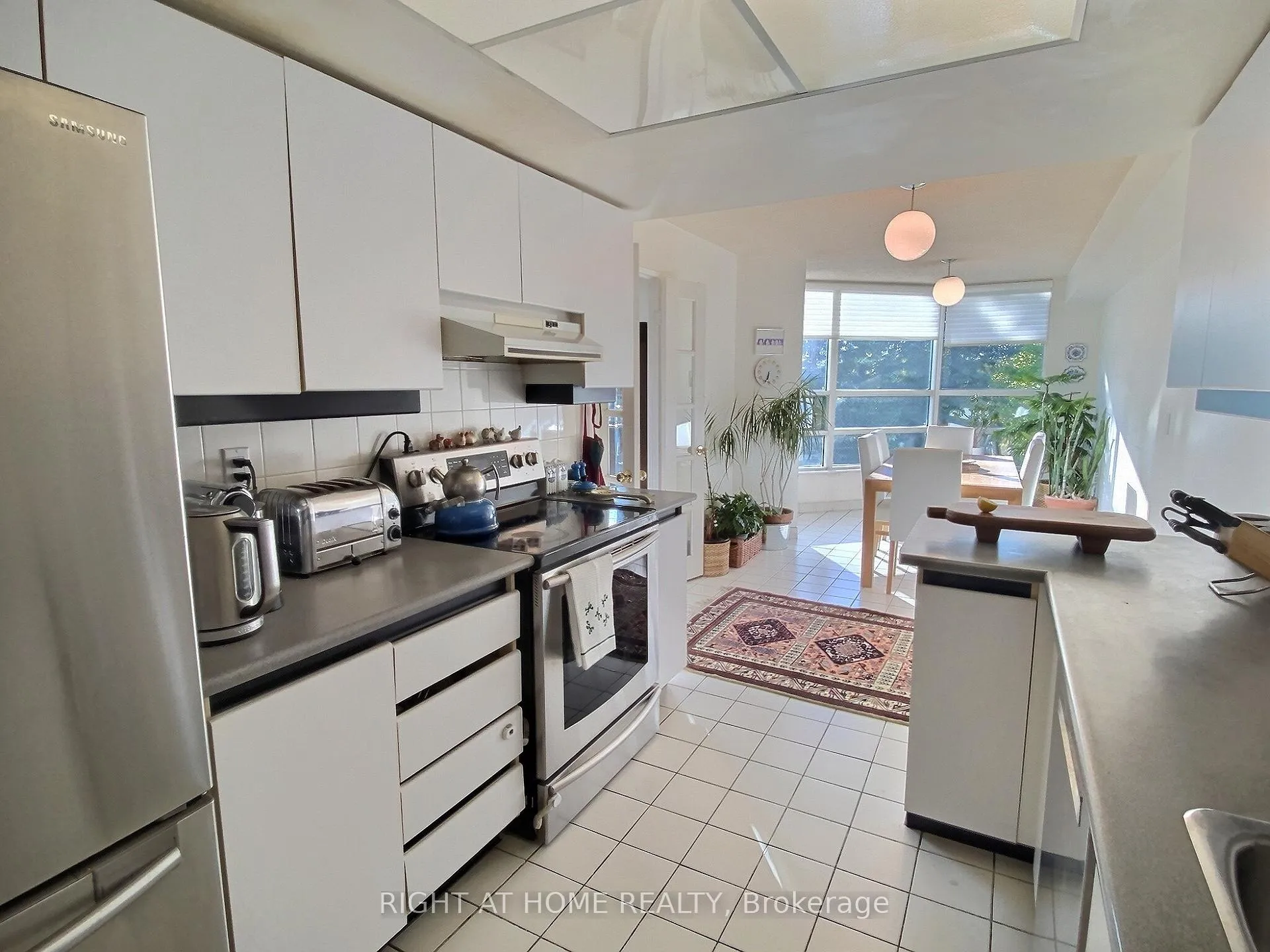 Photo 13 of Unit 314, 7905 Bayview Avenue, Markham, Bayview Glen — HOMEH