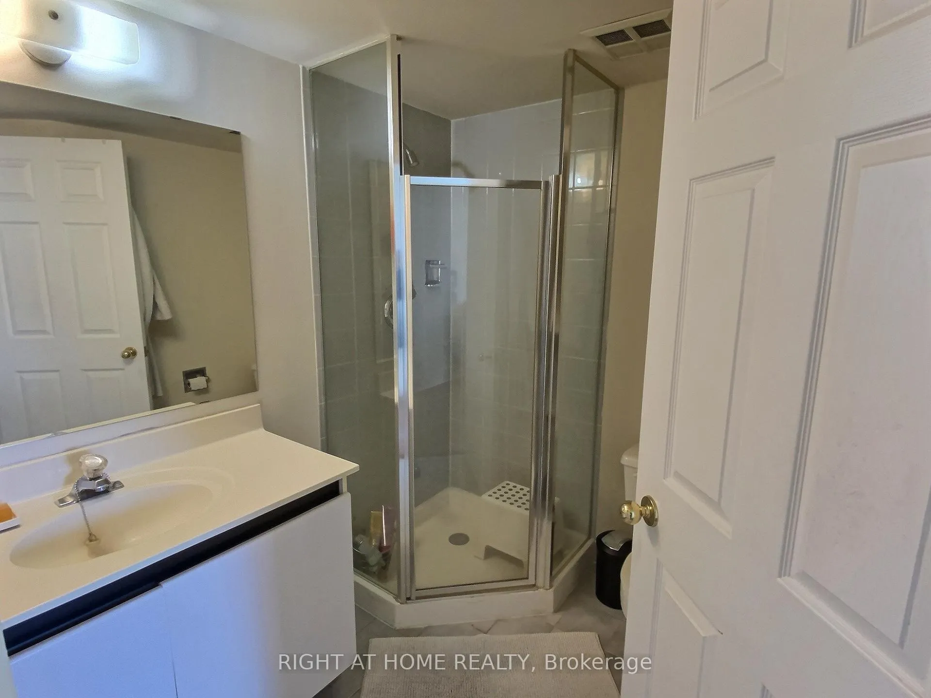 Photo 21 of Unit 314, 7905 Bayview Avenue, Markham, Bayview Glen — HOMEH
