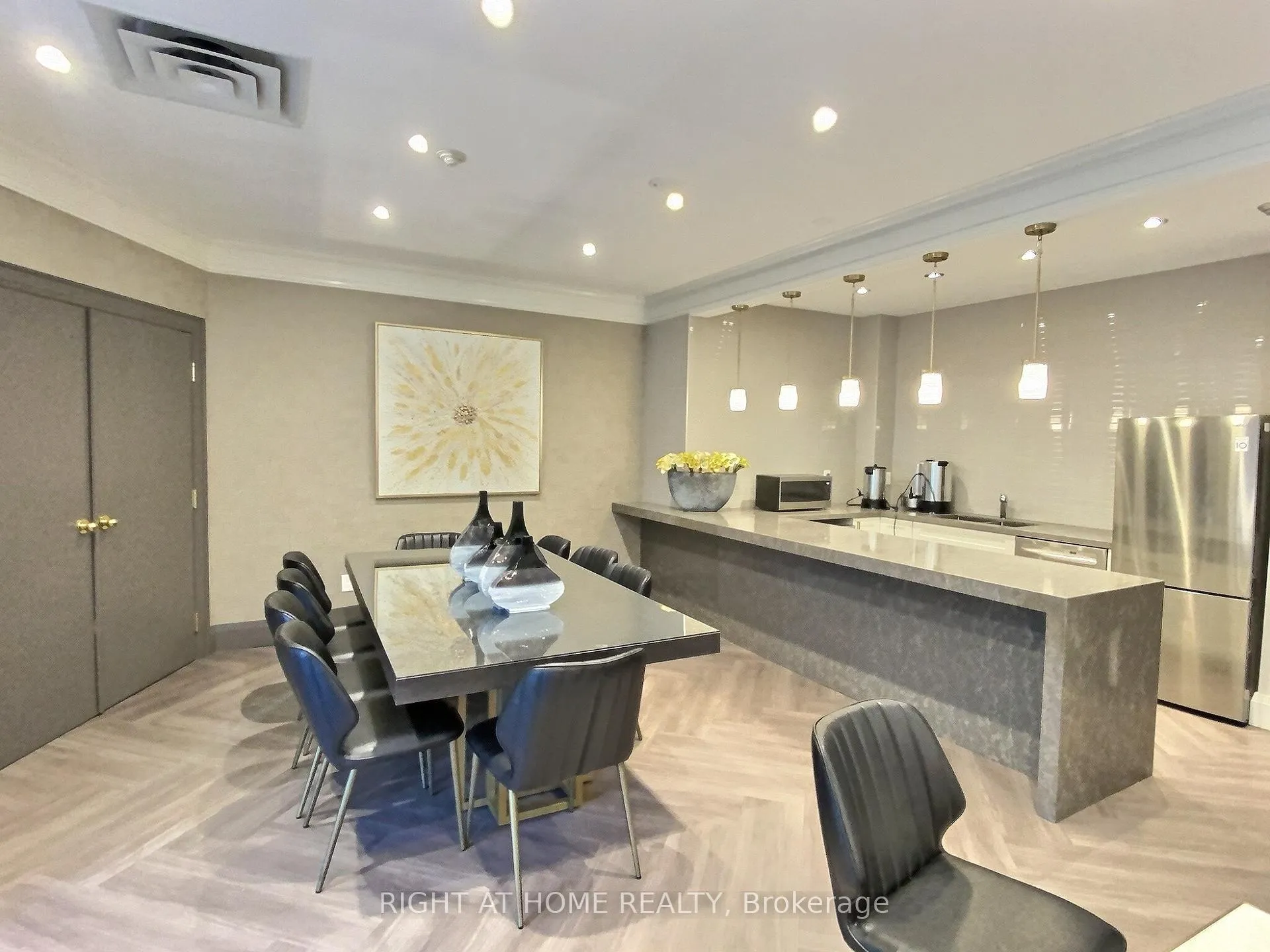 Photo 34 of Unit 314, 7905 Bayview Avenue, Markham, Bayview Glen — HOMEH