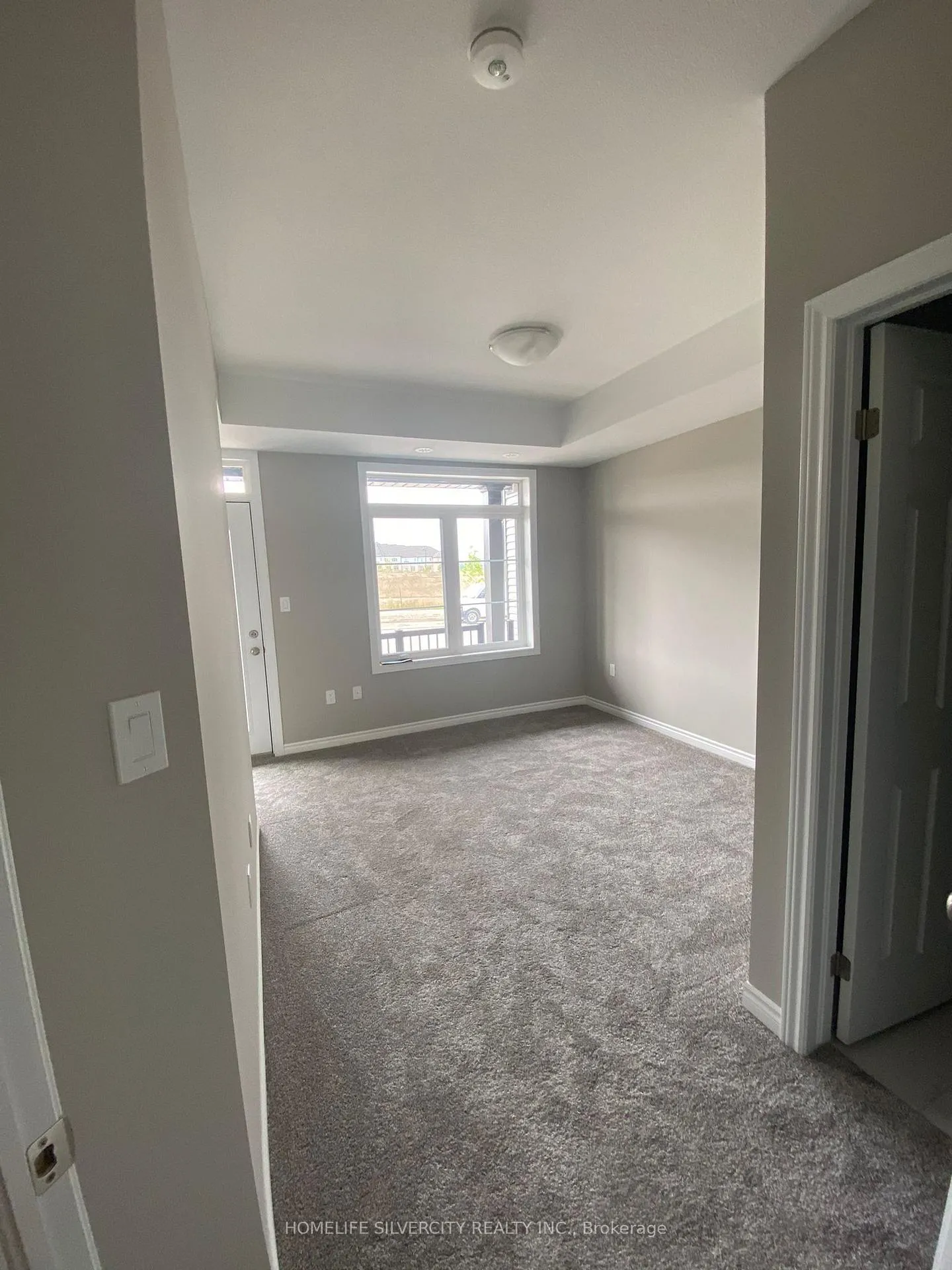 Photo 9 of 60 Wheat Lane, Kitchener — HOMEH