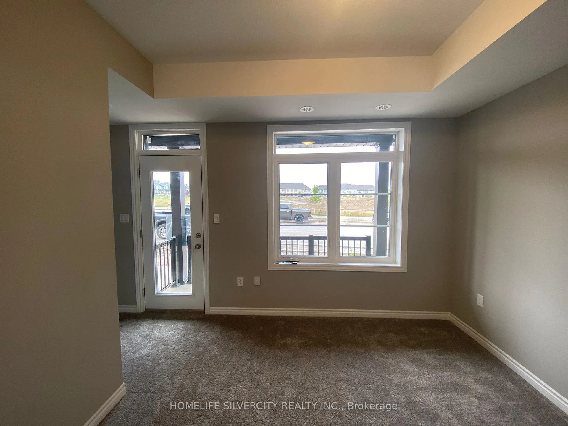 Photo 10 of 60 Wheat Lane, Kitchener — HOMEH