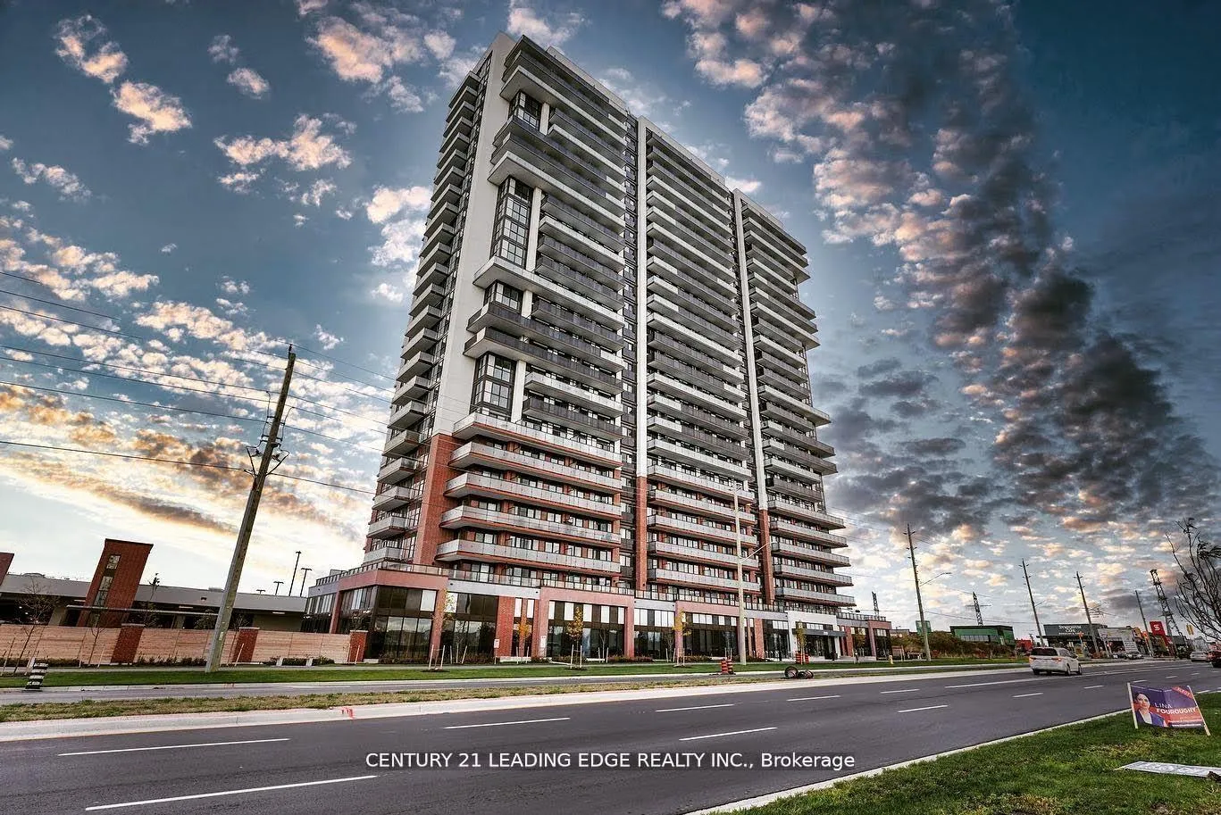 Photo 1 of Unit 320, 2550 Simcoe Street N, Oshawa, Windfields — HOMEH