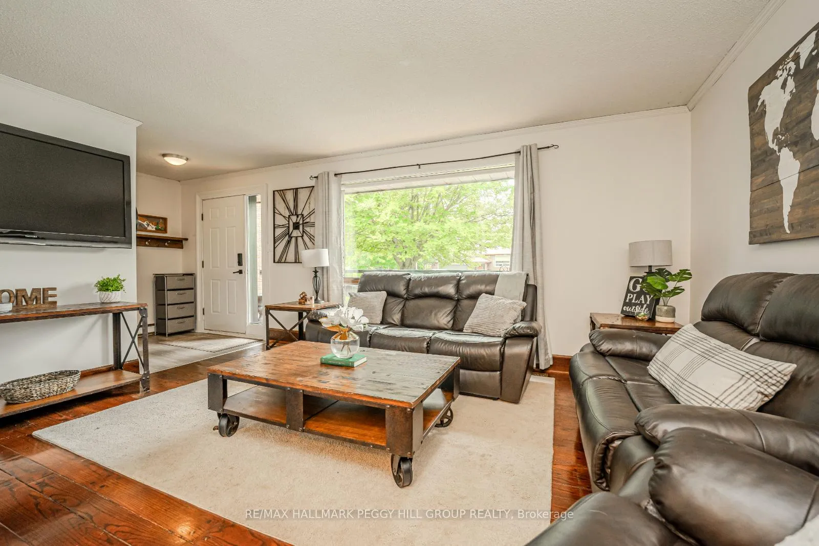 Photo 7 of 13 Cooks Drive, Uxbridge, Rural Uxbridge — HOMEH