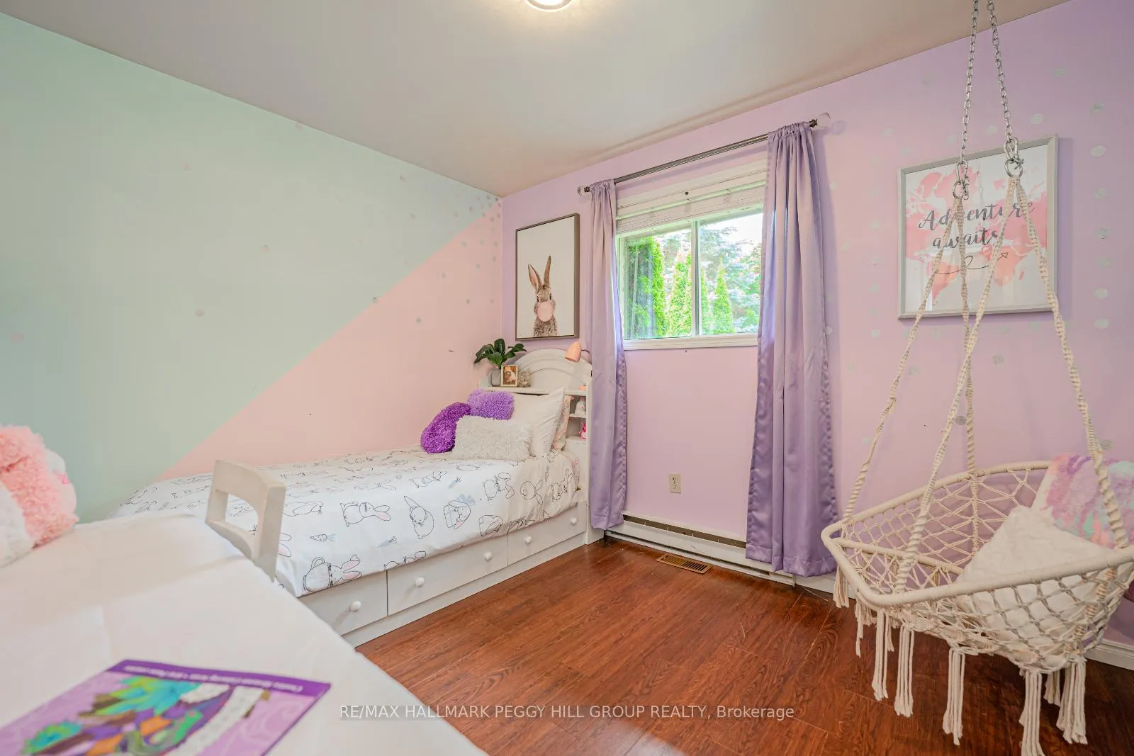 Photo 11 of 13 Cooks Drive, Uxbridge, Rural Uxbridge — HOMEH