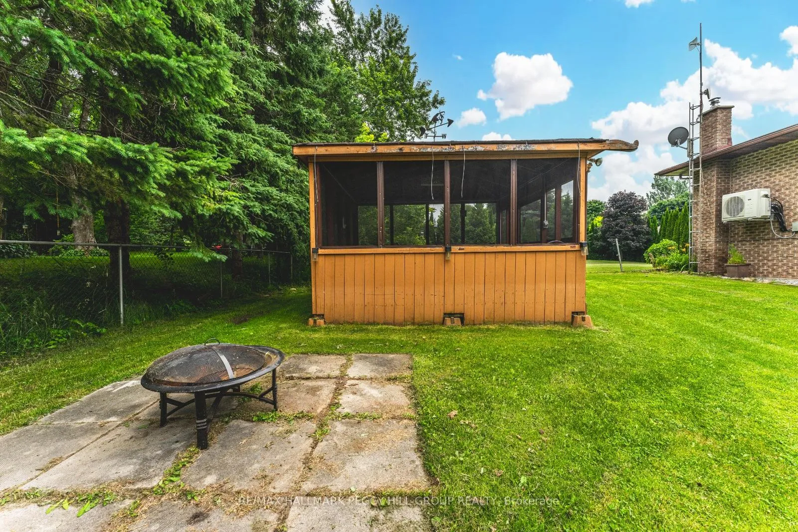 Photo 18 of 13 Cooks Drive, Uxbridge, Rural Uxbridge — HOMEH