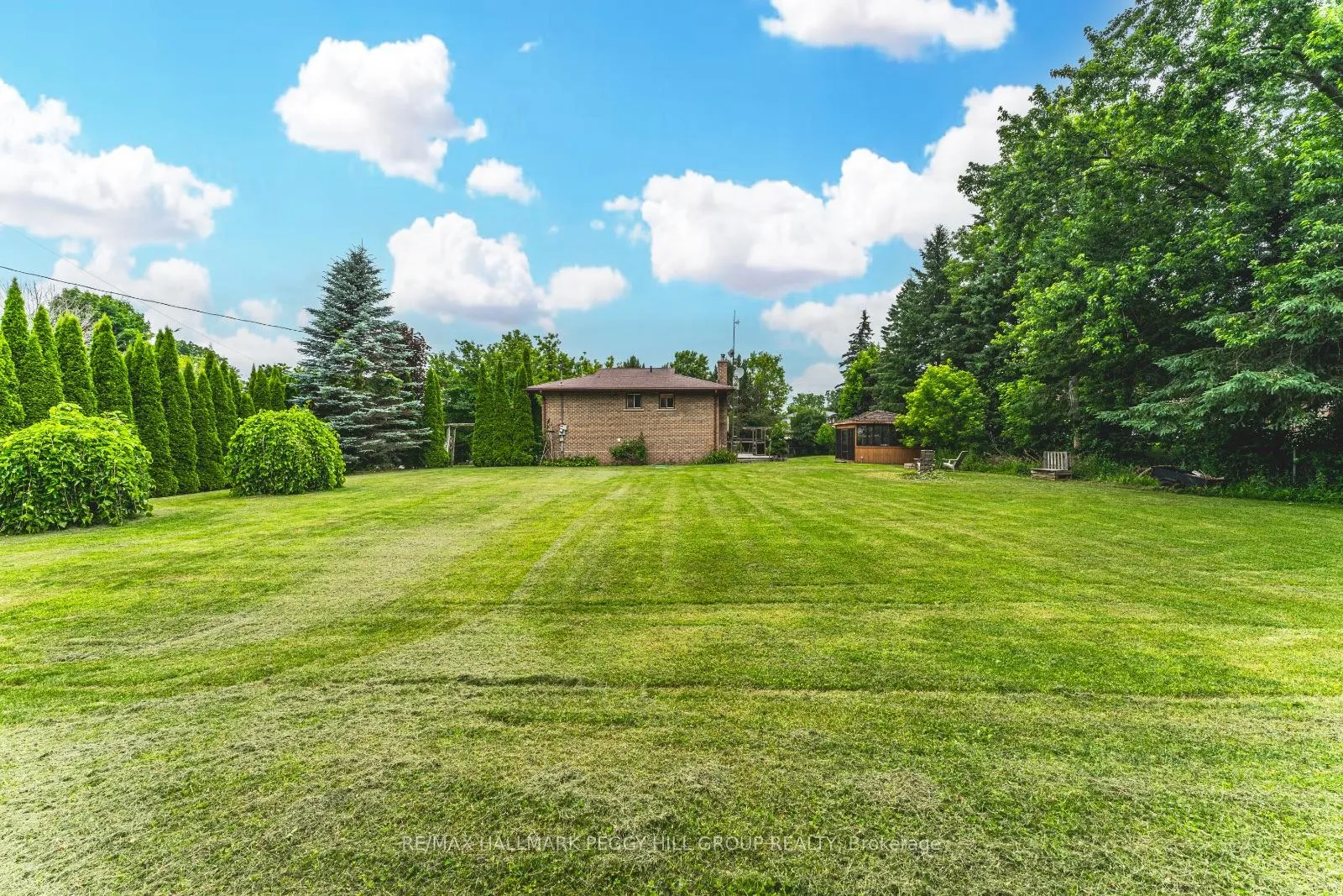 Photo 21 of 13 Cooks Drive, Uxbridge, Rural Uxbridge — HOMEH