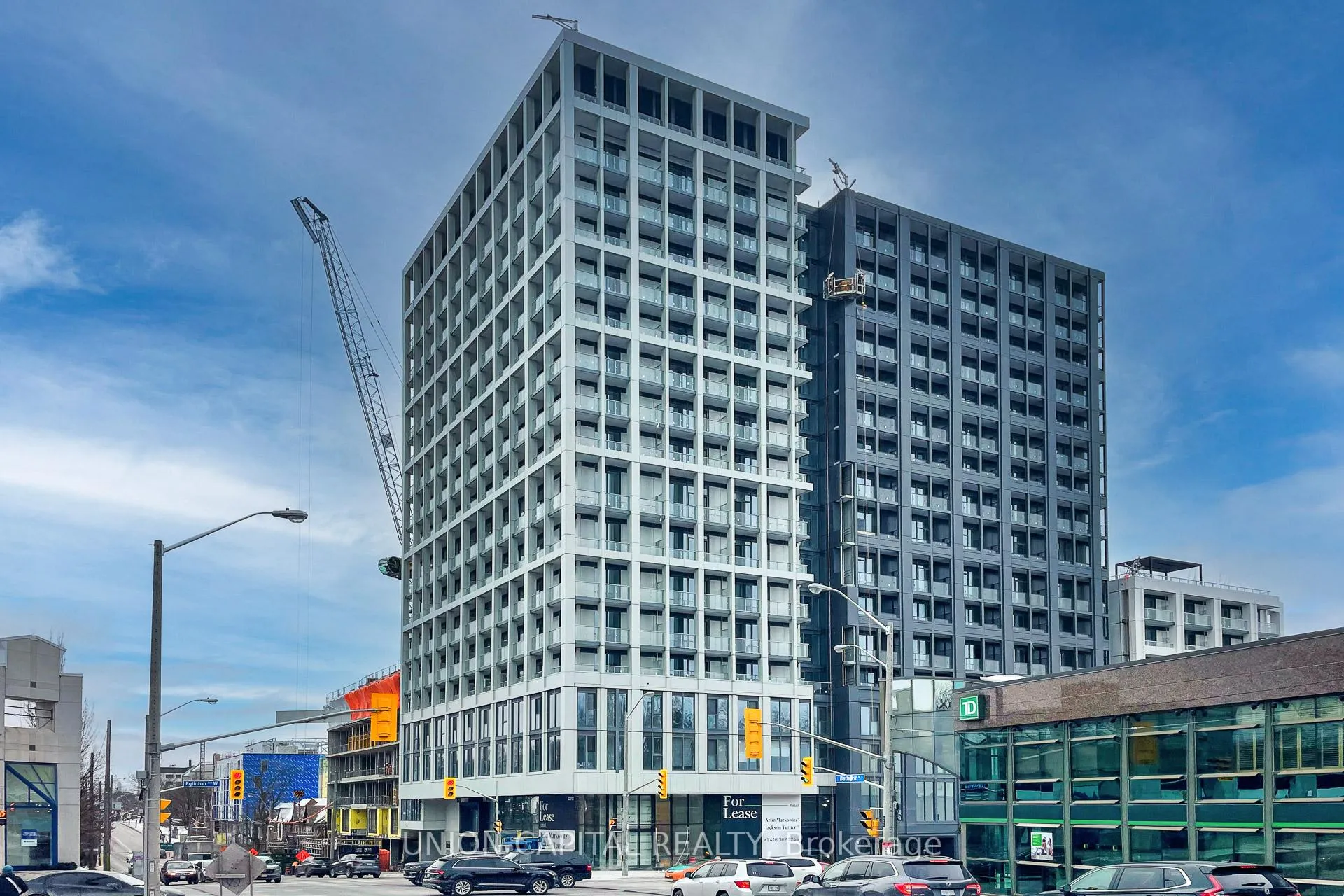 Front of Unit 1007, 2020 Bathurst Street