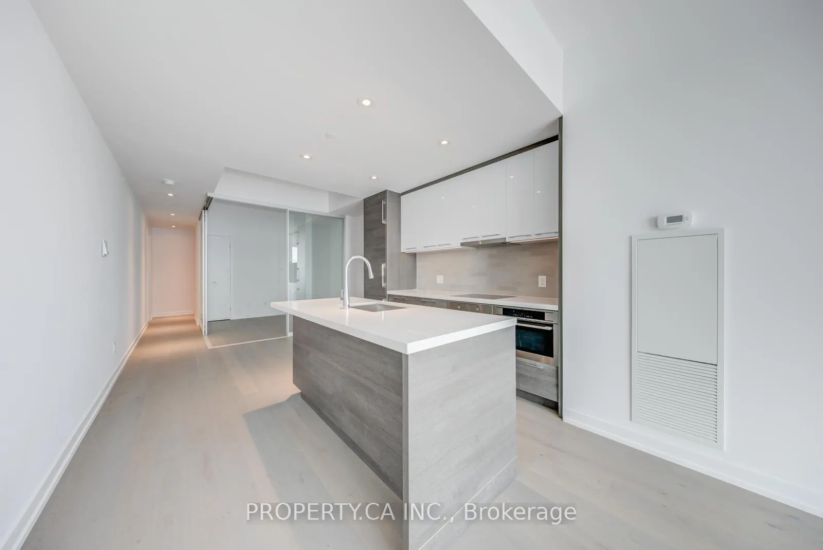 Photo 26 of Unit 2708, 488 University Avenue, Toronto, Kensington-Chinatown — HOMEH
