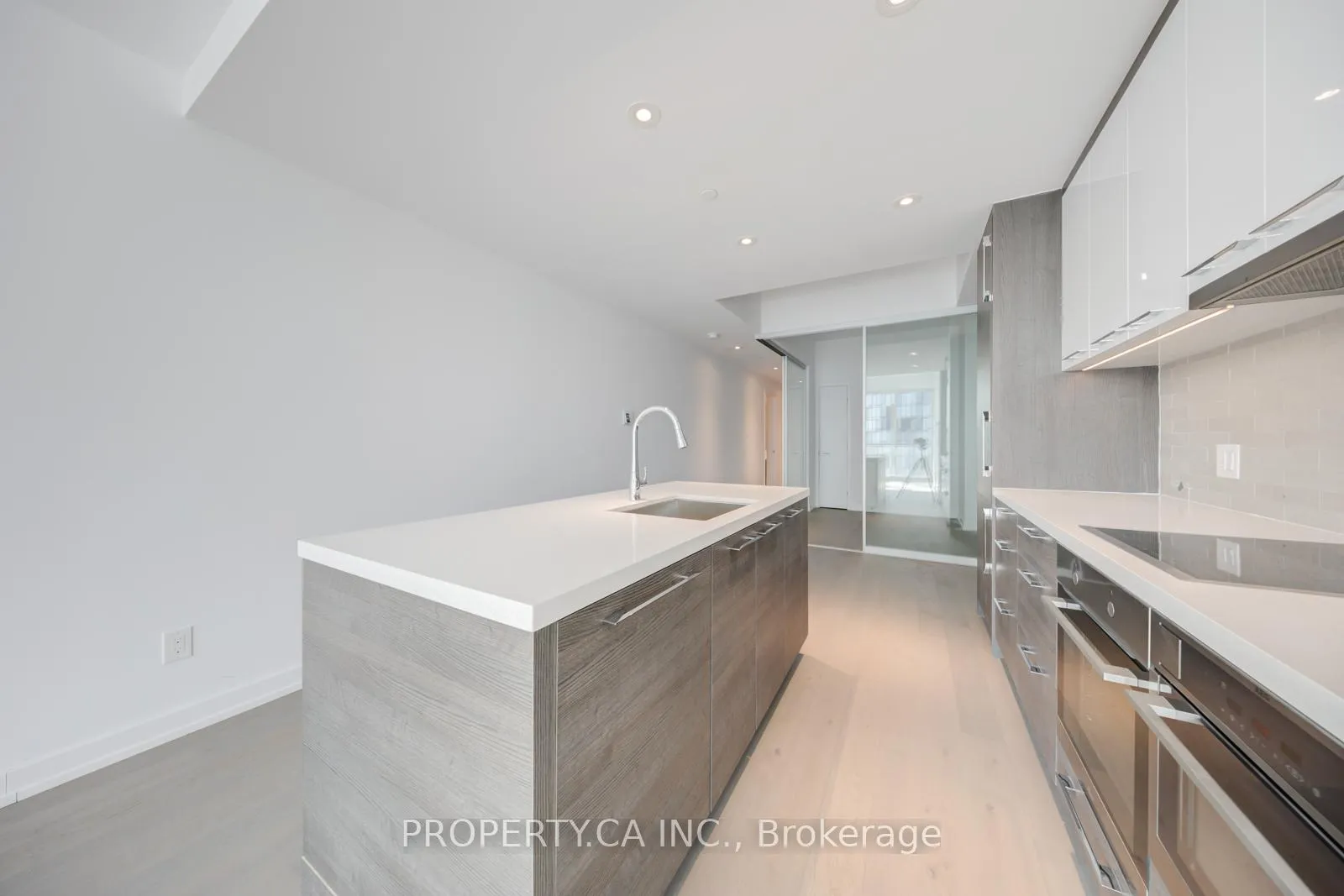Photo 27 of Unit 2708, 488 University Avenue, Toronto, Kensington-Chinatown — HOMEH