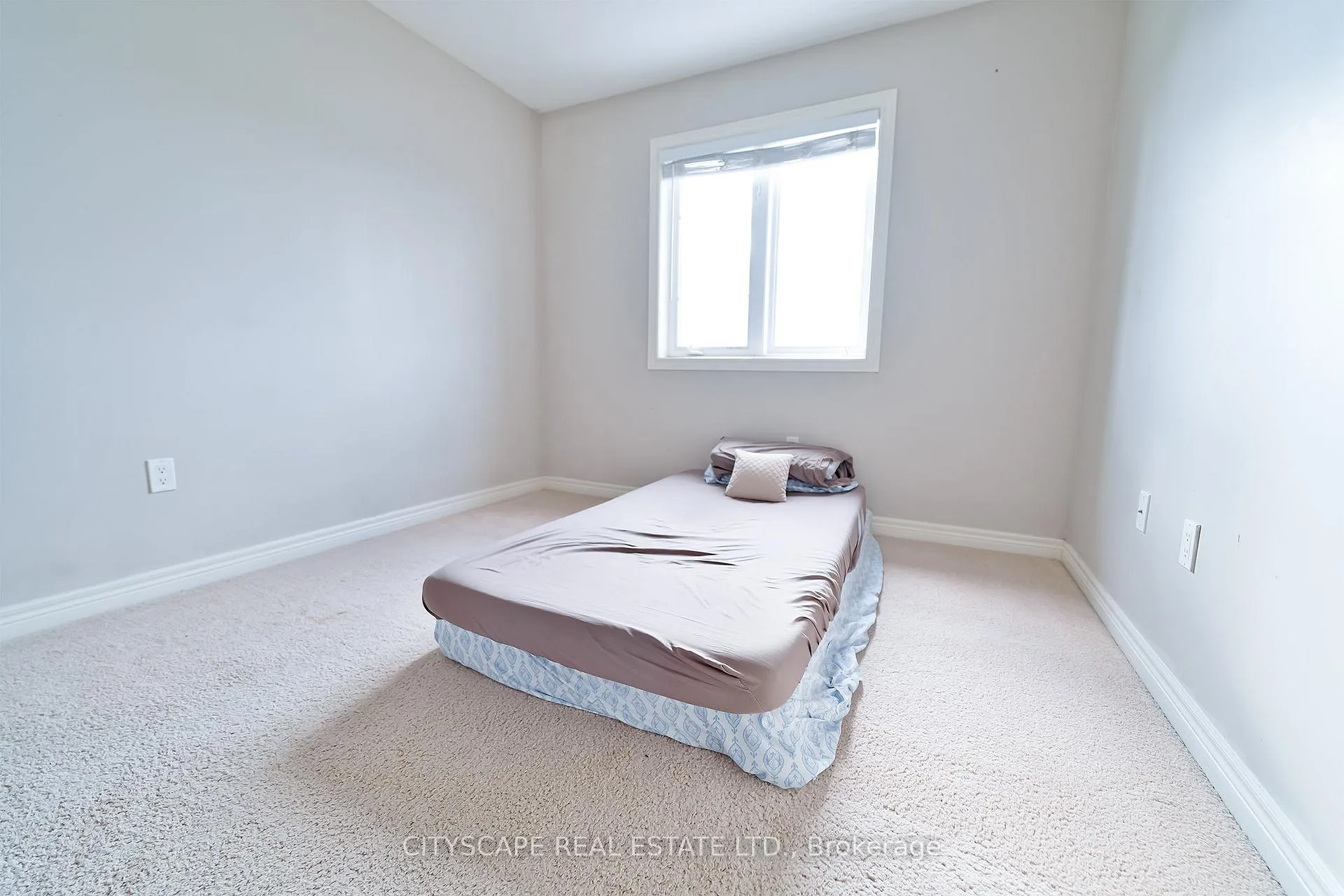 Photo 15 of 61 Sonoma Valley Crescent, Hamilton, Mewburn — HOMEH