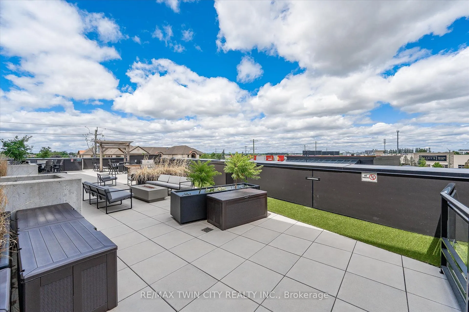 Photo 28 of Unit 609, 251 Northfield Drive E, Waterloo, Colonial Acres — HOMEH