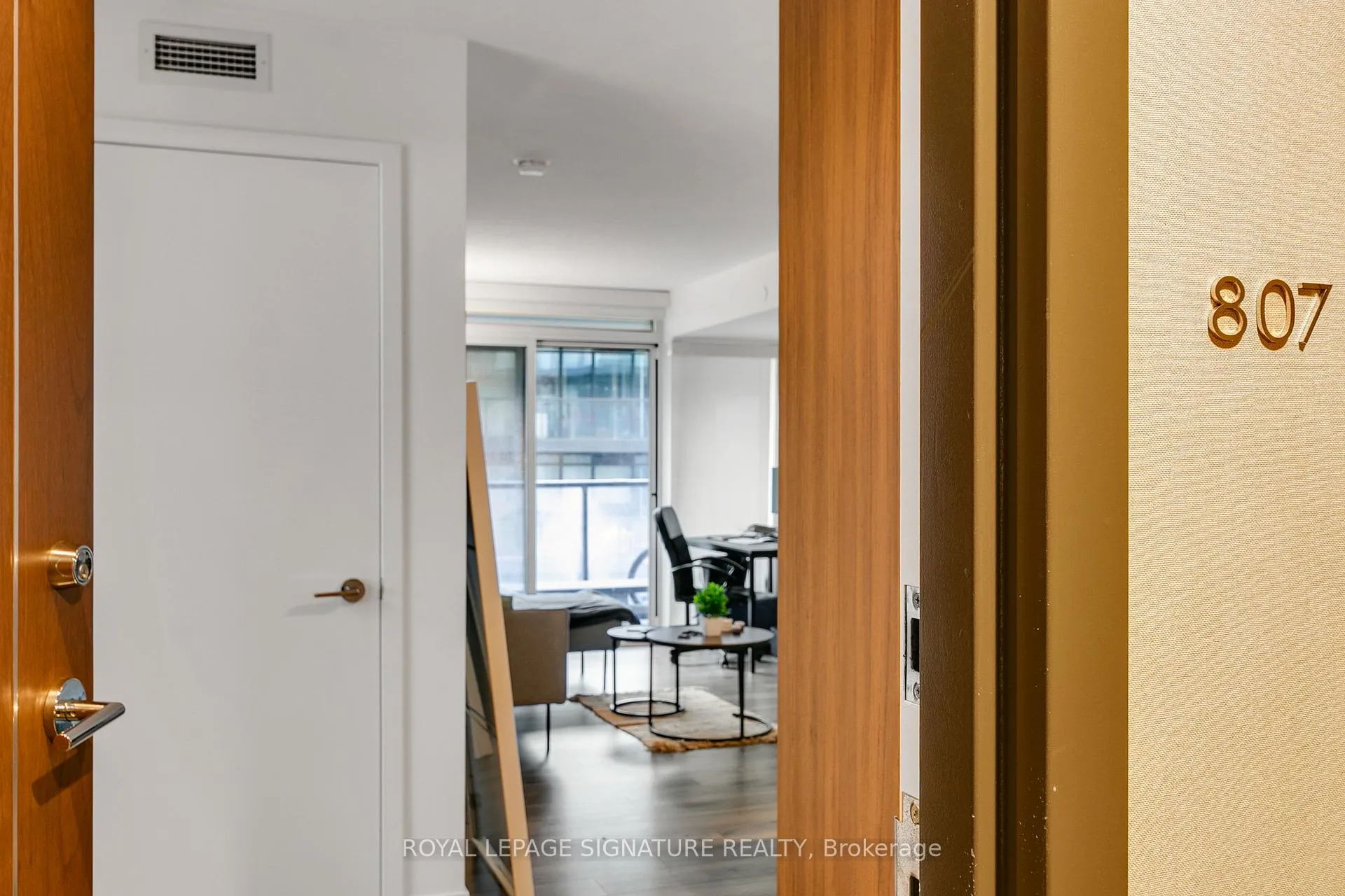 Photo 3 of Unit 807, 70 Queens Wharf Road, Toronto, Waterfront Communities — HOMEH