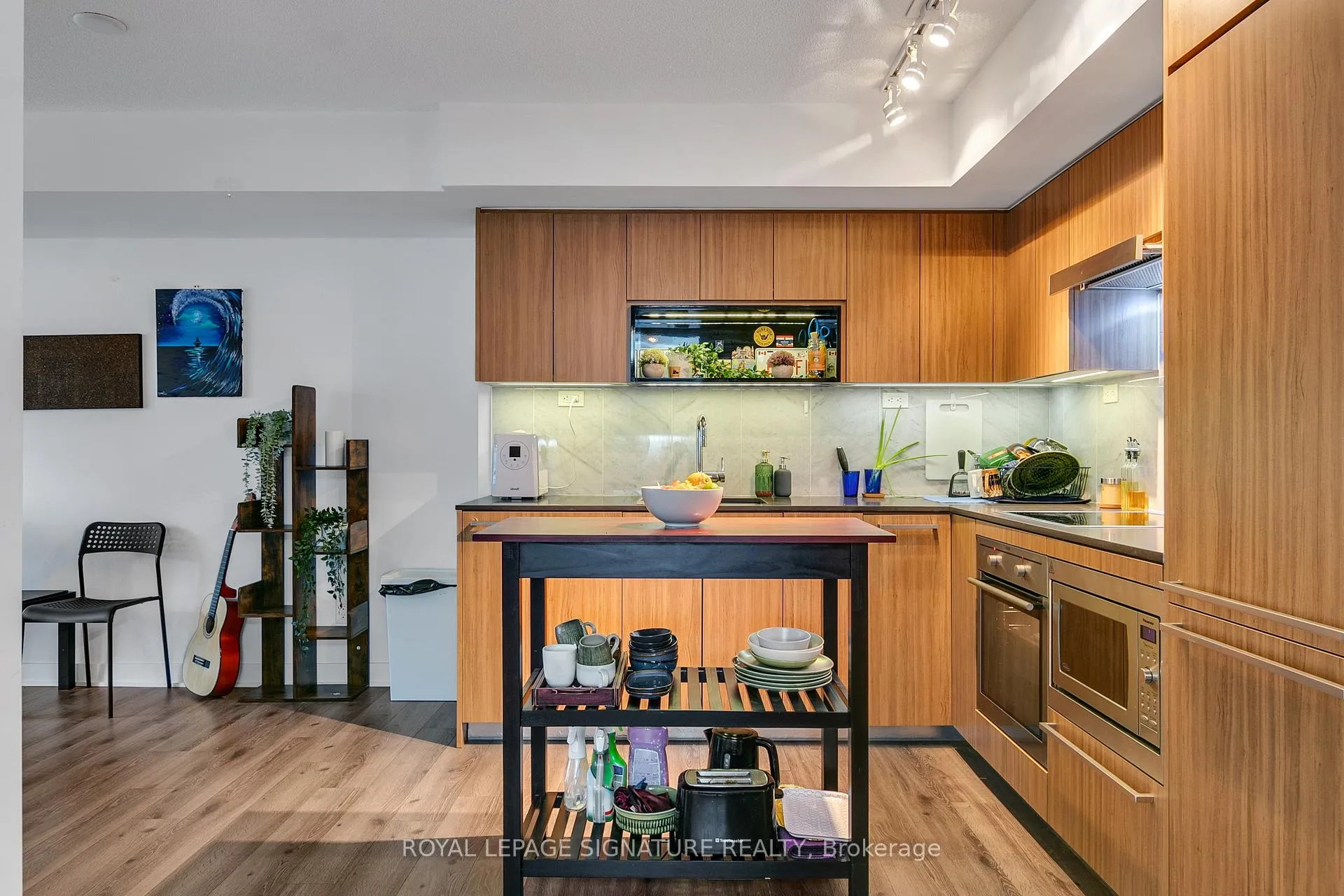 Photo 10 of Unit 807, 70 Queens Wharf Road, Toronto, Waterfront Communities — HOMEH