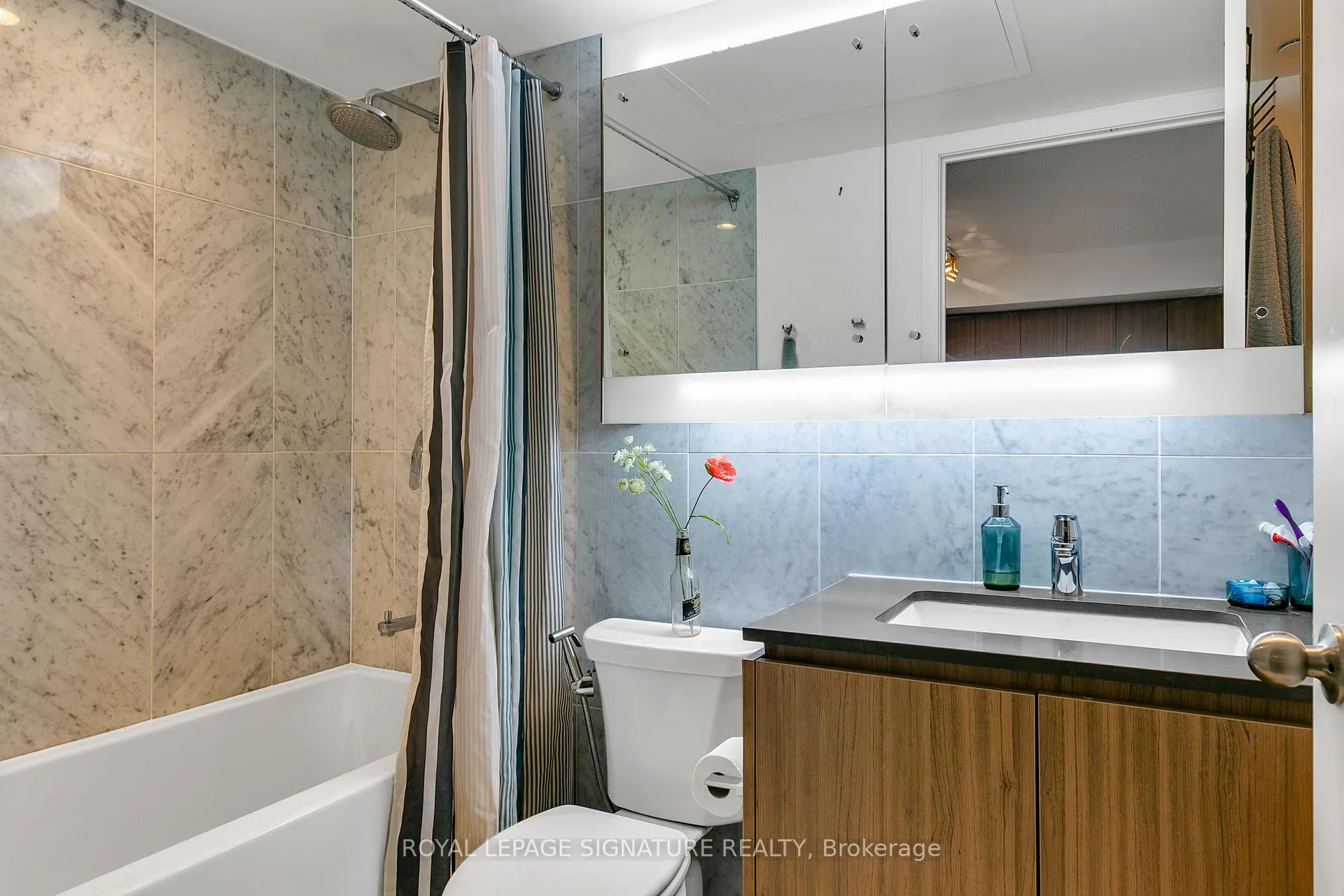 Photo 18 of Unit 807, 70 Queens Wharf Road, Toronto, Waterfront Communities — HOMEH