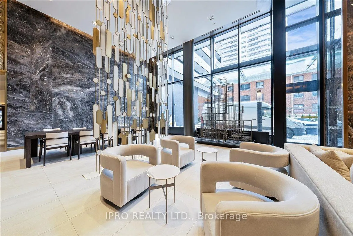 Photo 8 of Unit 1907, 117 Broadway Avenue, Toronto, Mount Pleasant West — HOMEH