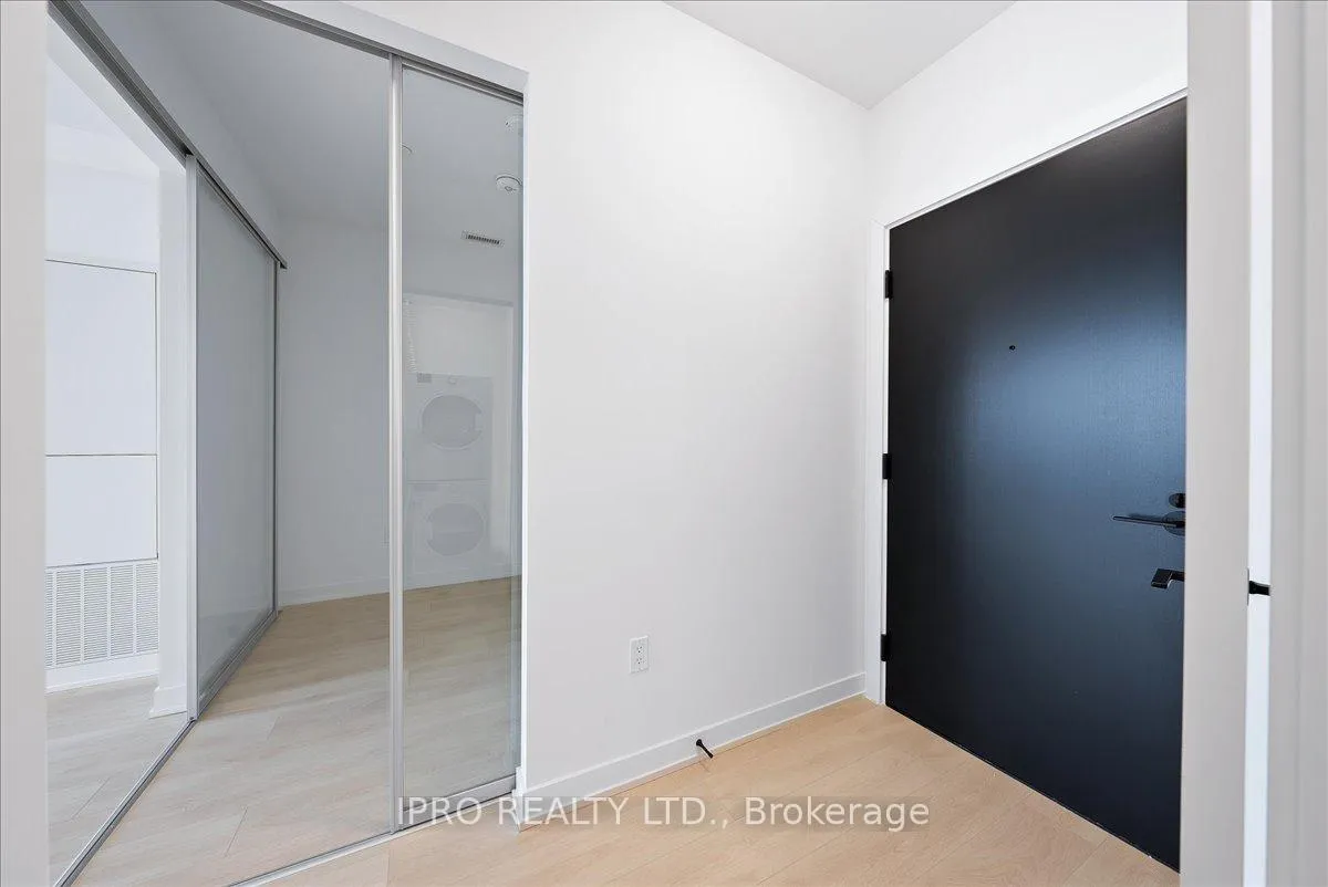 Photo 12 of Unit 1907, 117 Broadway Avenue, Toronto, Mount Pleasant West — HOMEH