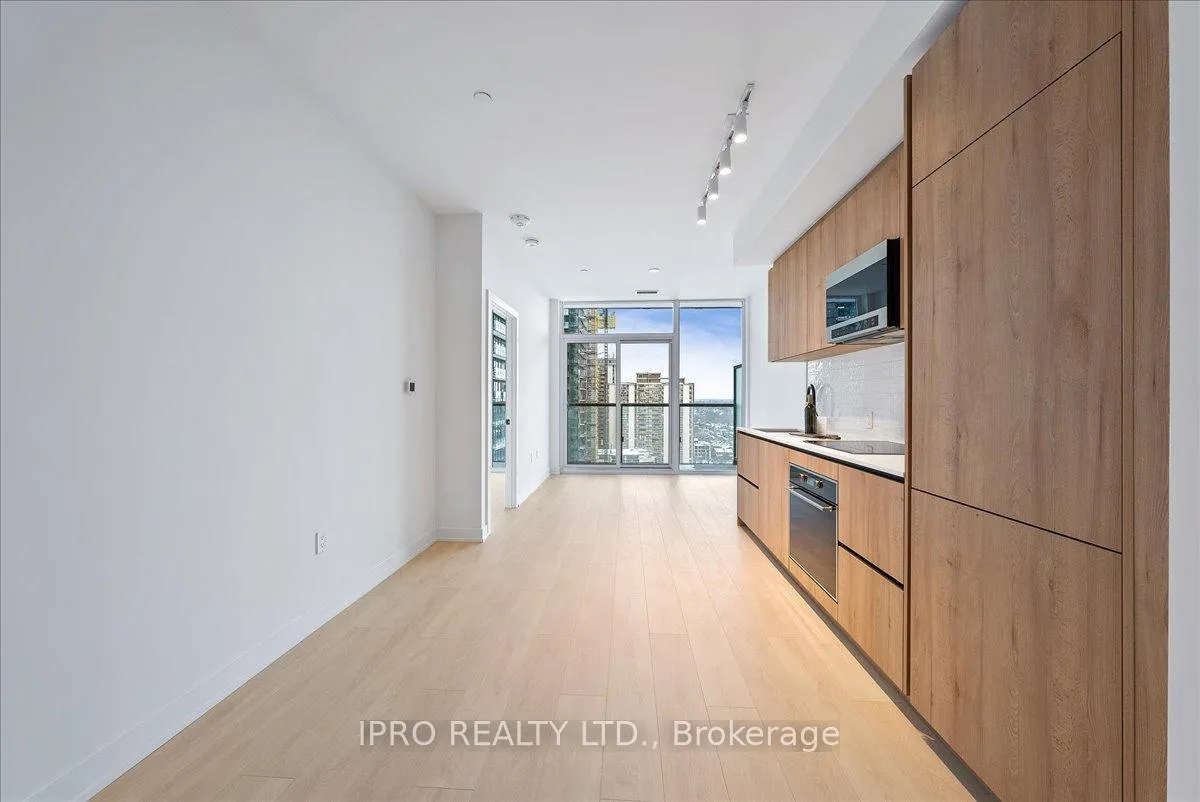 Photo 15 of Unit 1907, 117 Broadway Avenue, Toronto, Mount Pleasant West — HOMEH