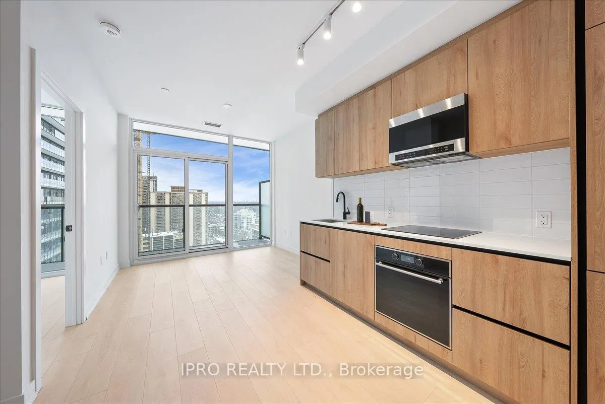 Photo 17 of Unit 1907, 117 Broadway Avenue, Toronto, Mount Pleasant West — HOMEH