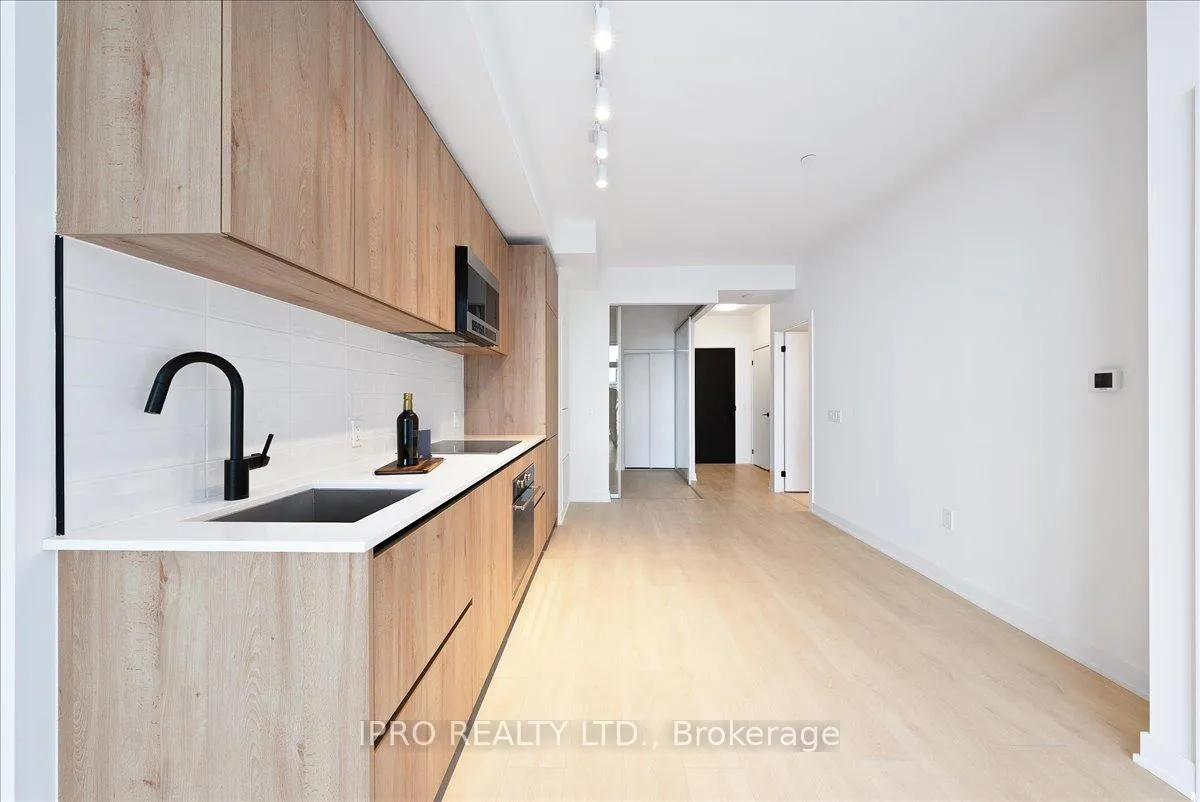 Photo 20 of Unit 1907, 117 Broadway Avenue, Toronto, Mount Pleasant West — HOMEH