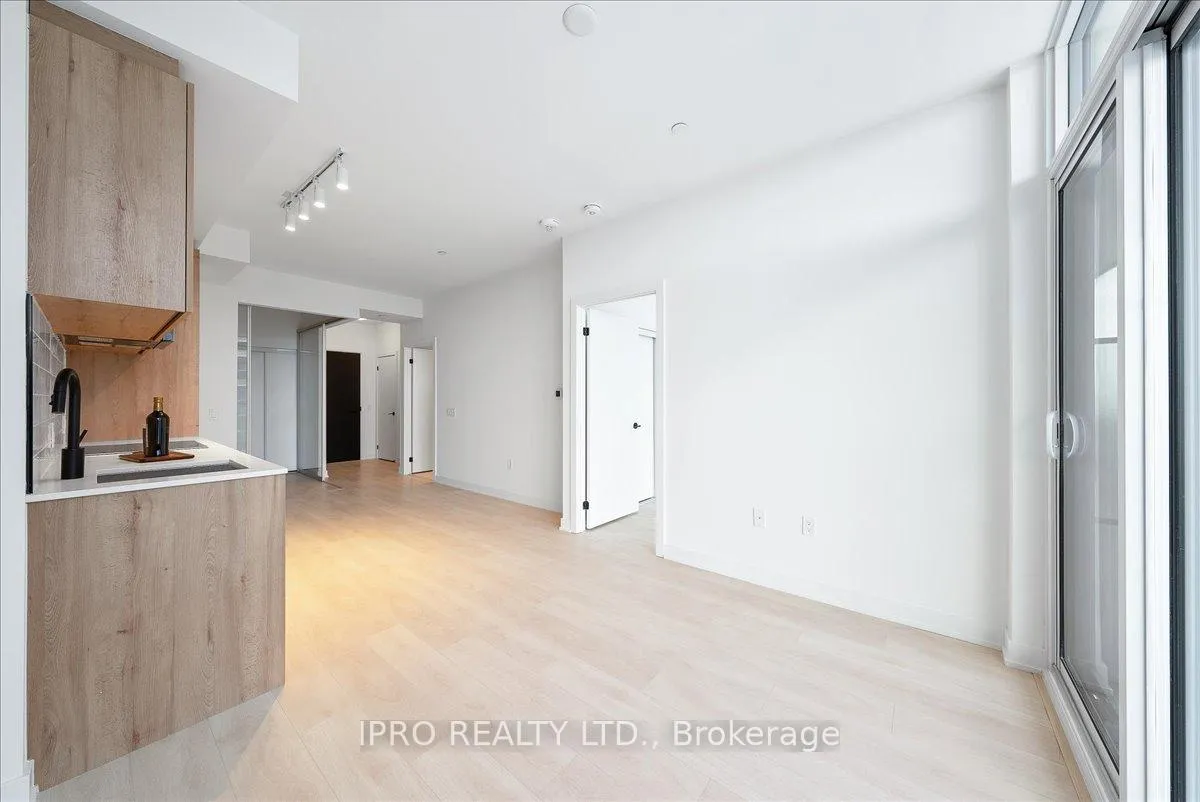 Photo 23 of Unit 1907, 117 Broadway Avenue, Toronto, Mount Pleasant West — HOMEH