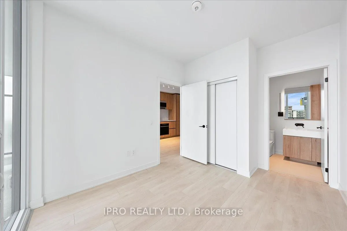 Photo 27 of Unit 1907, 117 Broadway Avenue, Toronto, Mount Pleasant West — HOMEH