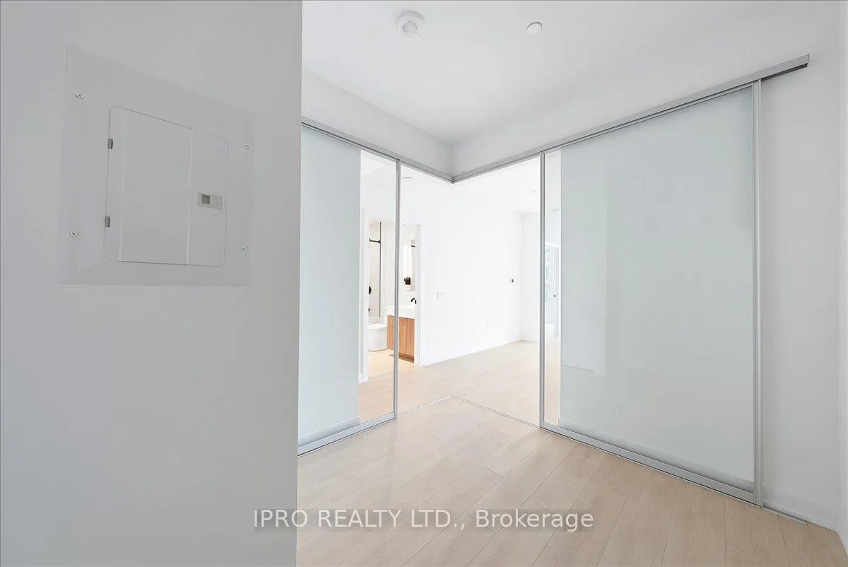 Photo 33 of Unit 1907, 117 Broadway Avenue, Toronto, Mount Pleasant West — HOMEH