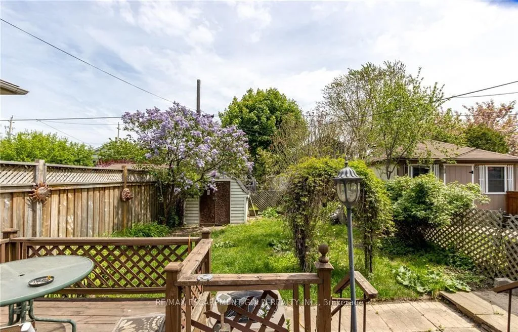 Photo 18 of 810 Tate Avenue, Hamilton, Parkview — HOMEH