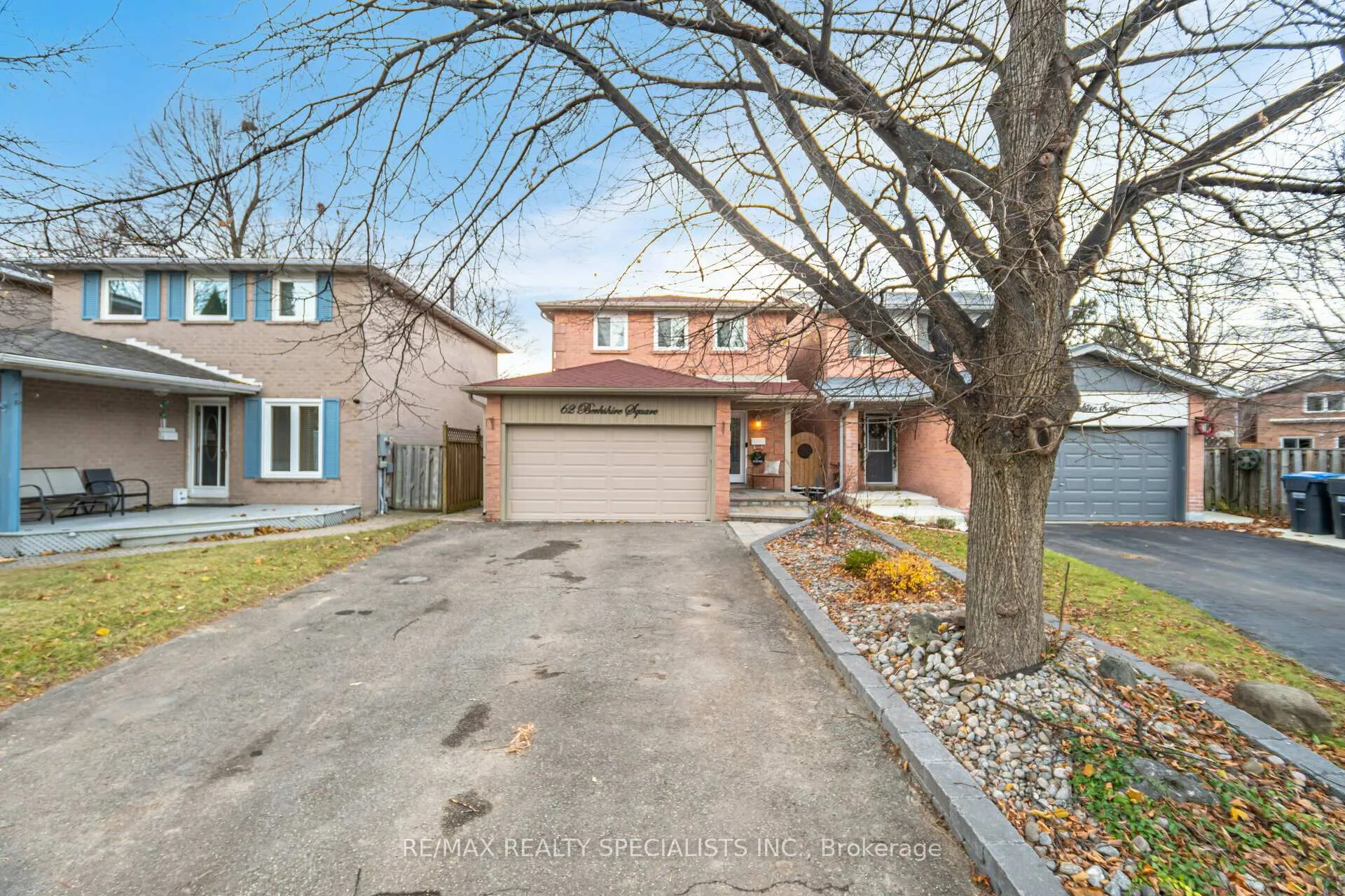 Photo 2 of 62 Berkshire Square, Brampton, Heart Lake East — HOMEH