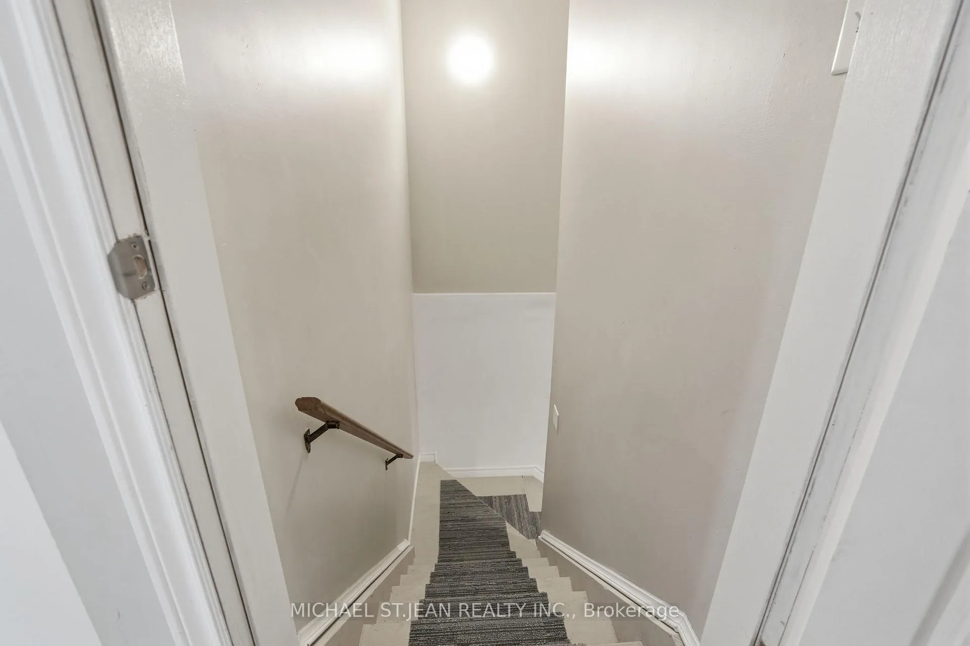 Photo 27 of 19B Dundas Street W, Brant, Paris — HOMEH