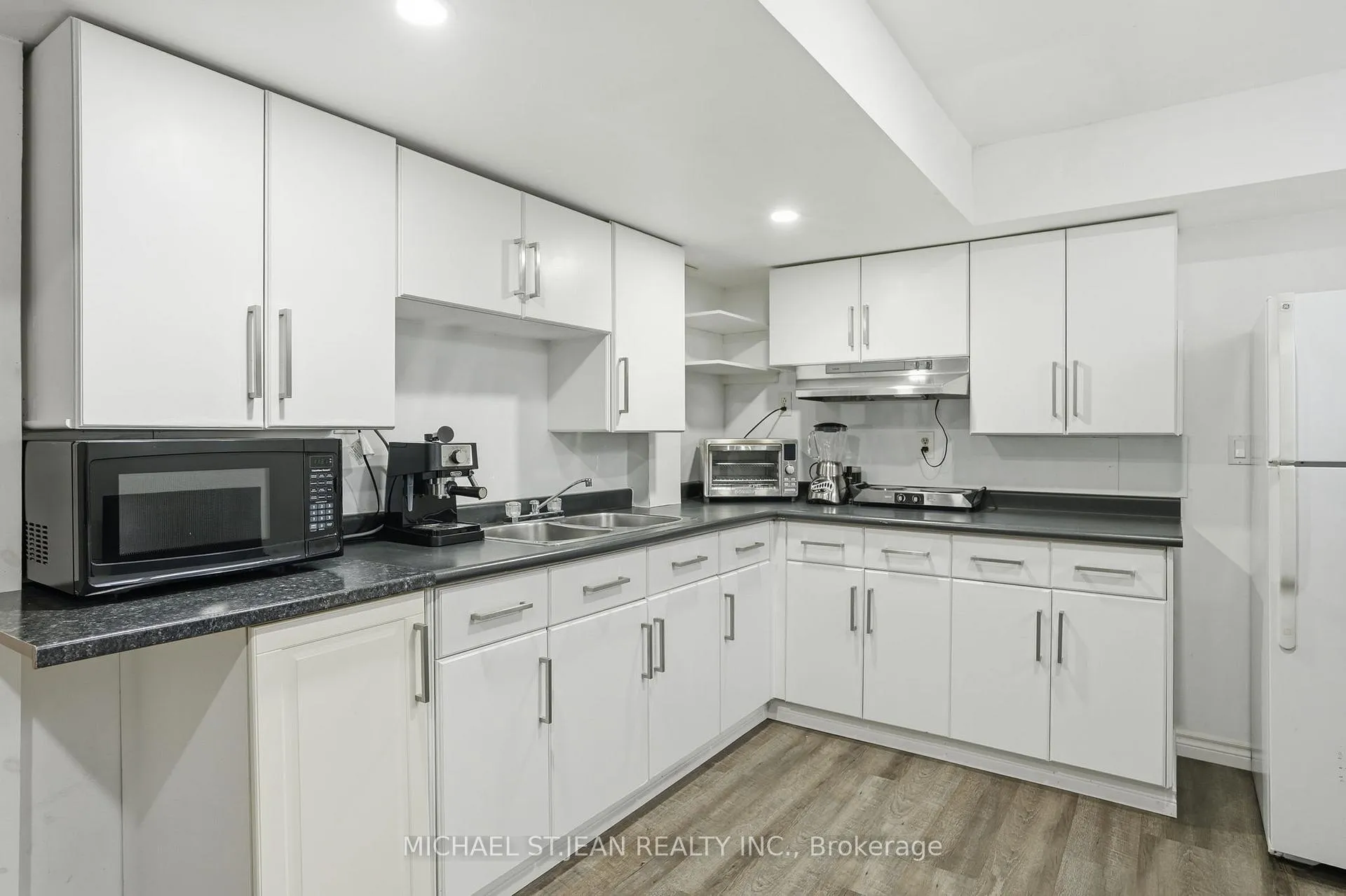 Photo 28 of 19B Dundas Street W, Brant, Paris — HOMEH