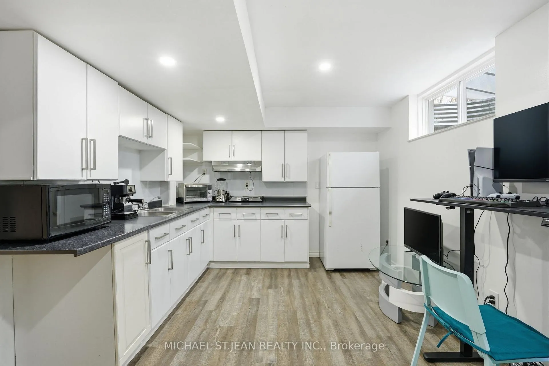 Photo 29 of 19B Dundas Street W, Brant, Paris — HOMEH