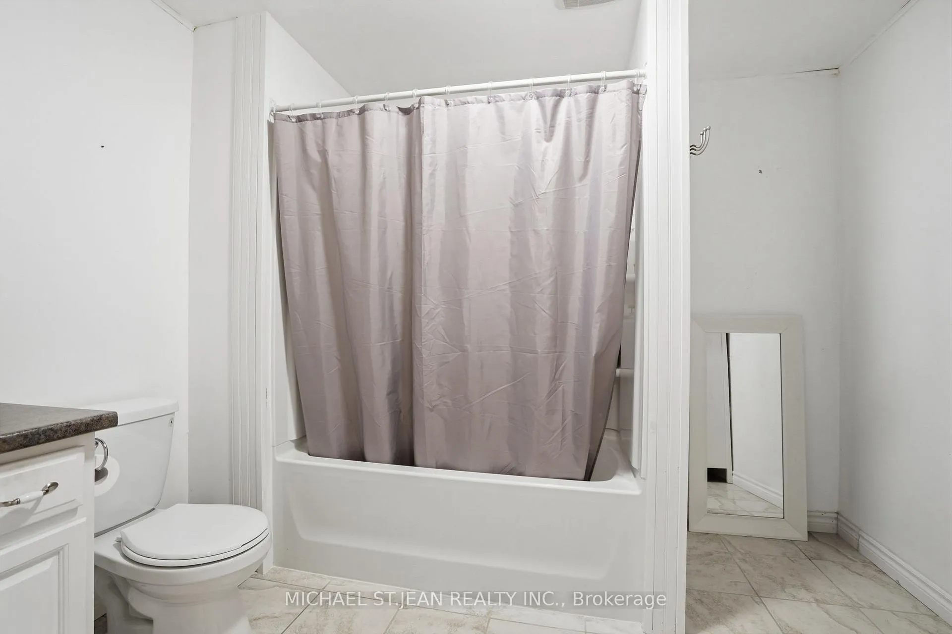 Photo 39 of 19B Dundas Street W, Brant, Paris — HOMEH