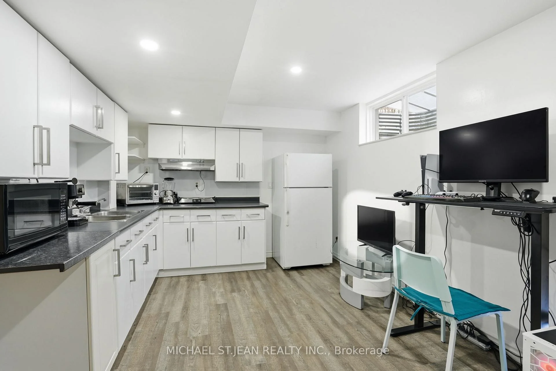 Photo 41 of 19B Dundas Street W, Brant, Paris — HOMEH