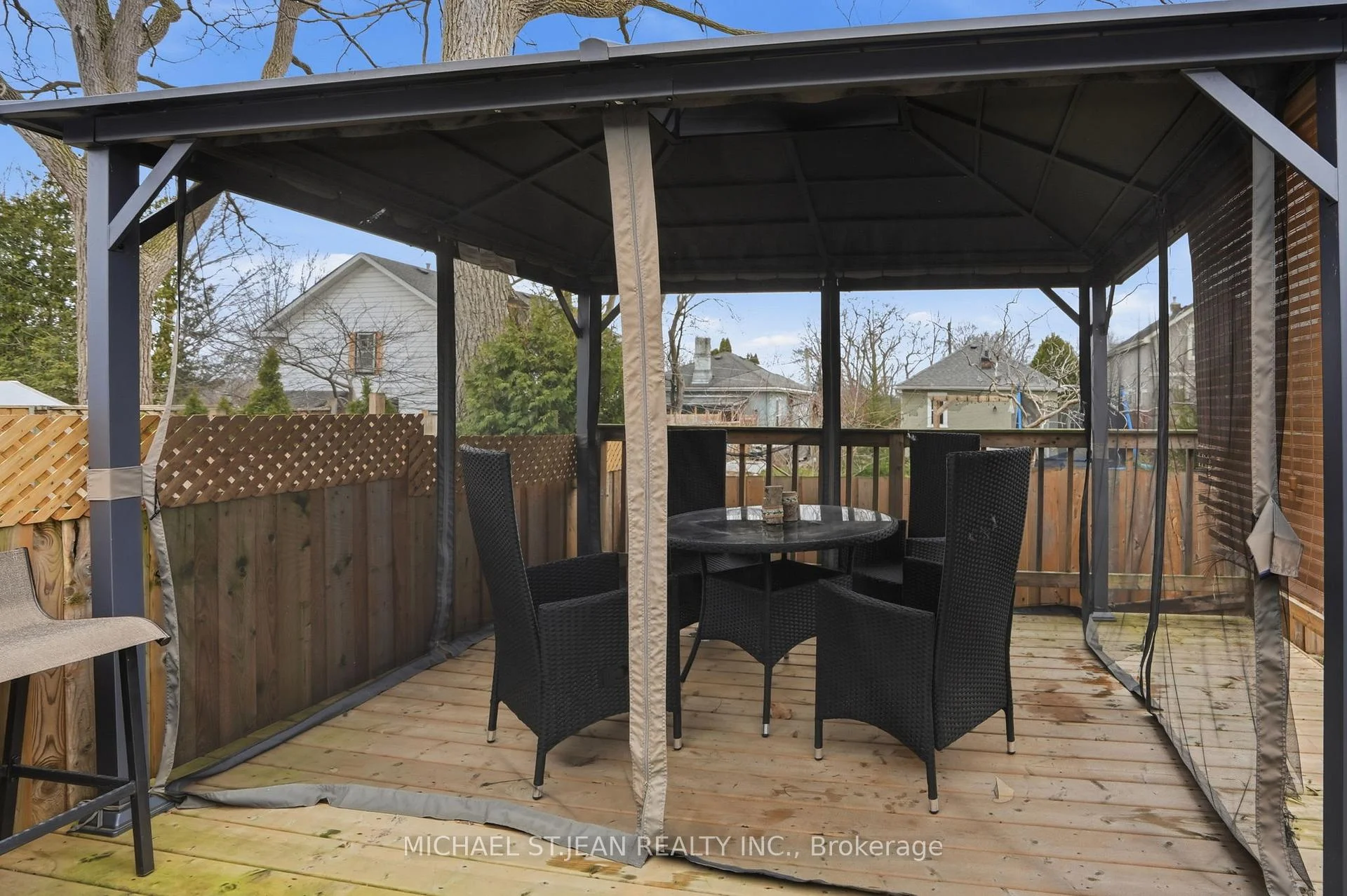 Photo 51 of 19B Dundas Street W, Brant, Paris — HOMEH