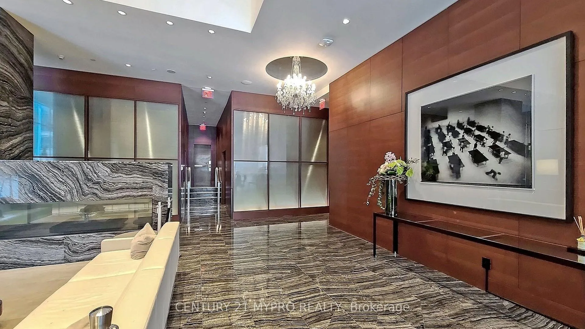 Photo 6 of Unit 2803, 180 University Avenue, Toronto, Bay Street Corridor — HOMEH