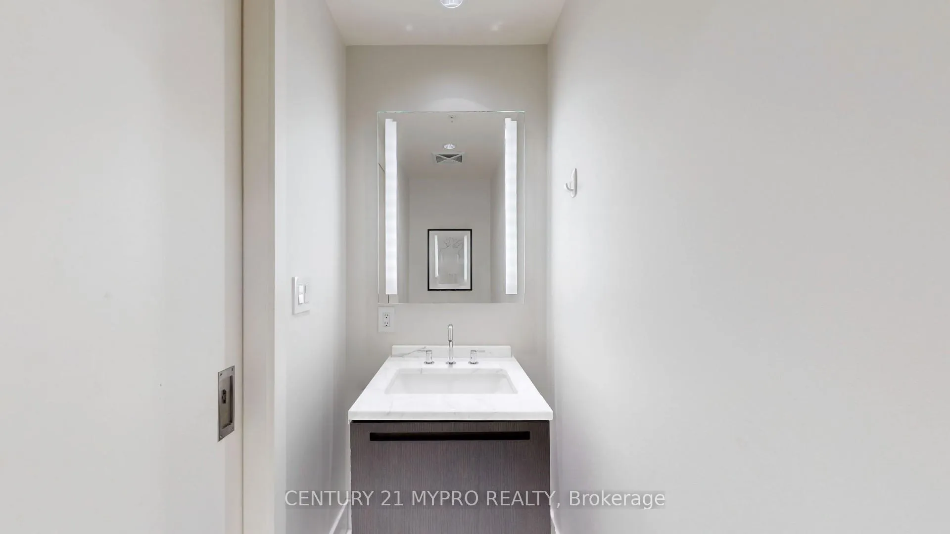Photo 29 of Unit 2803, 180 University Avenue, Toronto, Bay Street Corridor — HOMEH