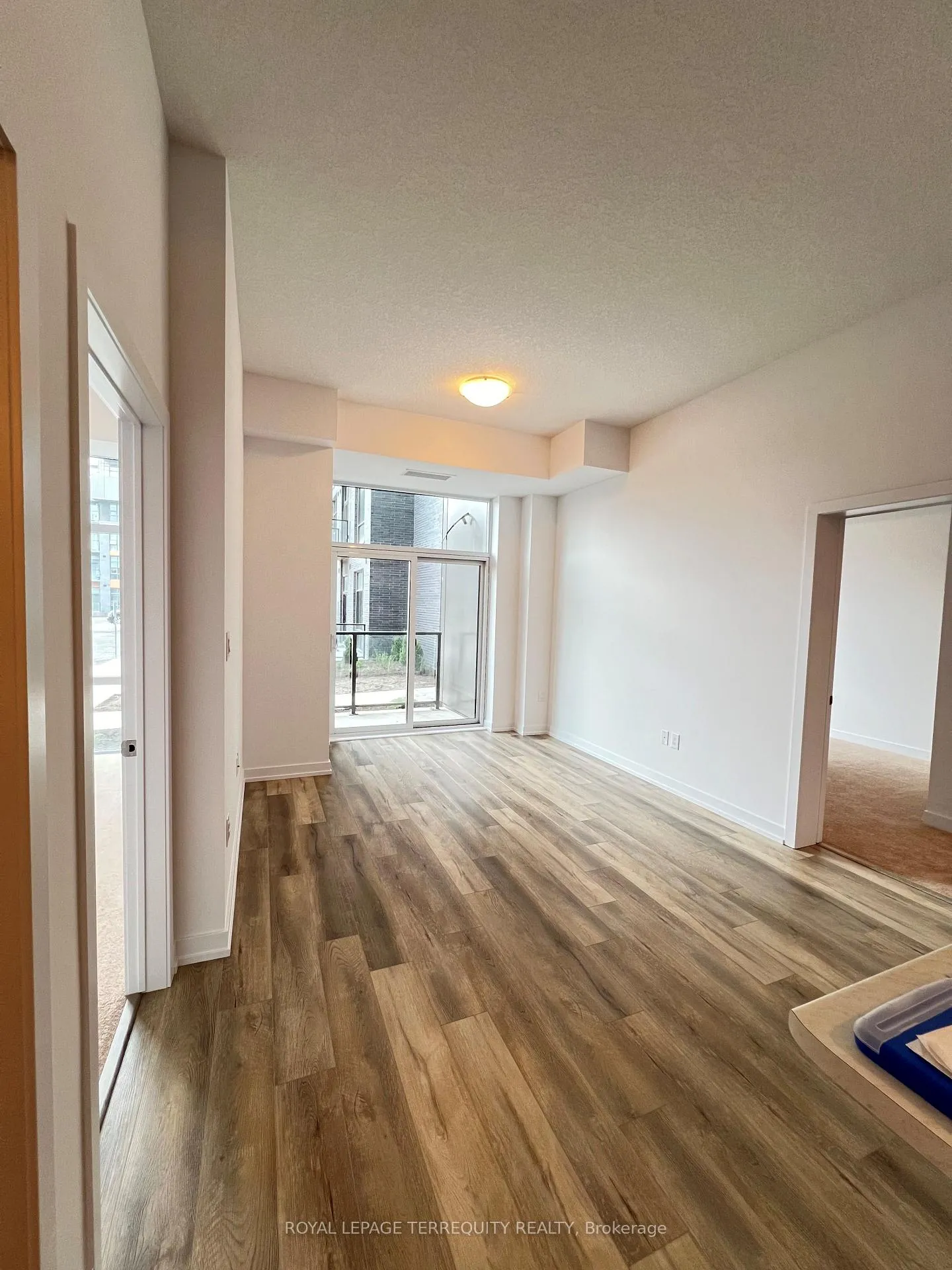 Photo 4 of Unit 117, 470 Dundas Street E, Hamilton, Waterdown — HOMEH