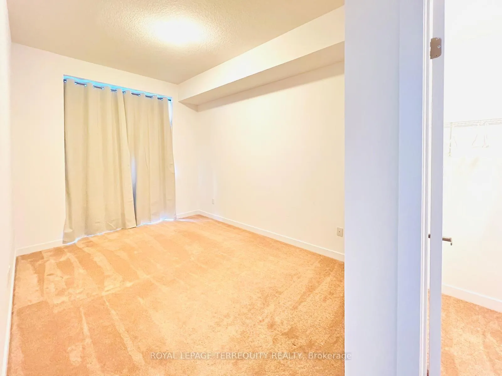 Photo 9 of Unit 117, 470 Dundas Street E, Hamilton, Waterdown — HOMEH