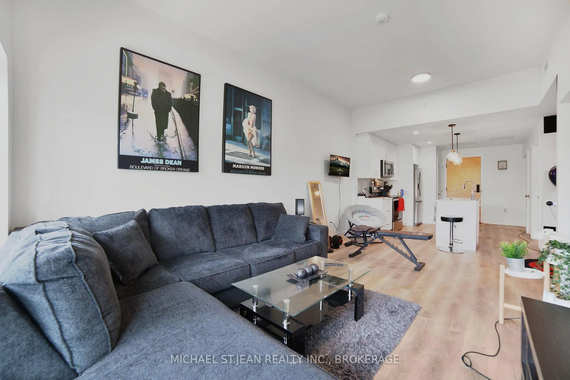 Photo 13 of Unit 402, 121 Mary Street, Clearview, Creemore — HOMEH