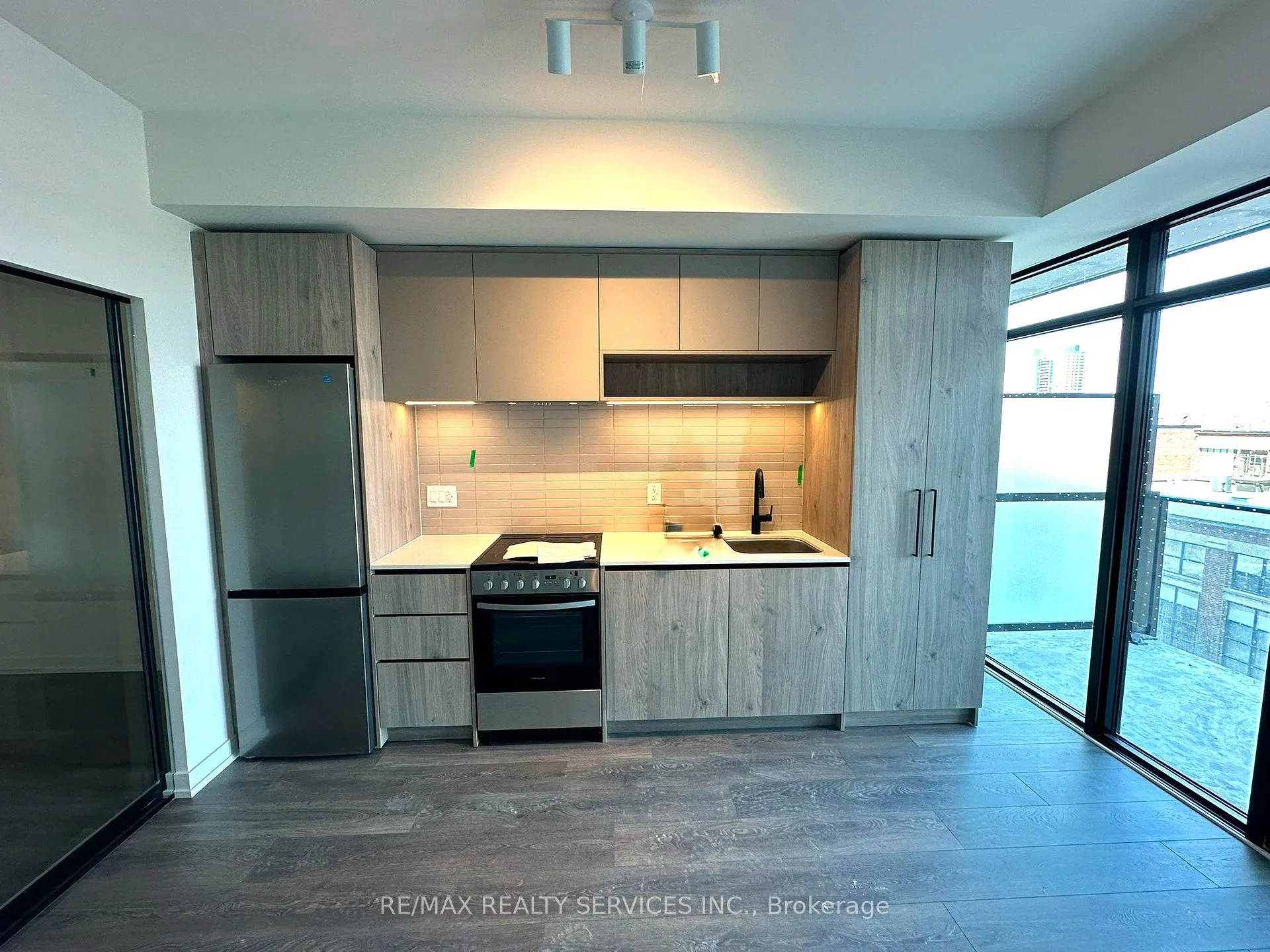 Photo 1 of Unit 414, 181 Sterling Road, Toronto, Dufferin Grove — HOMEH